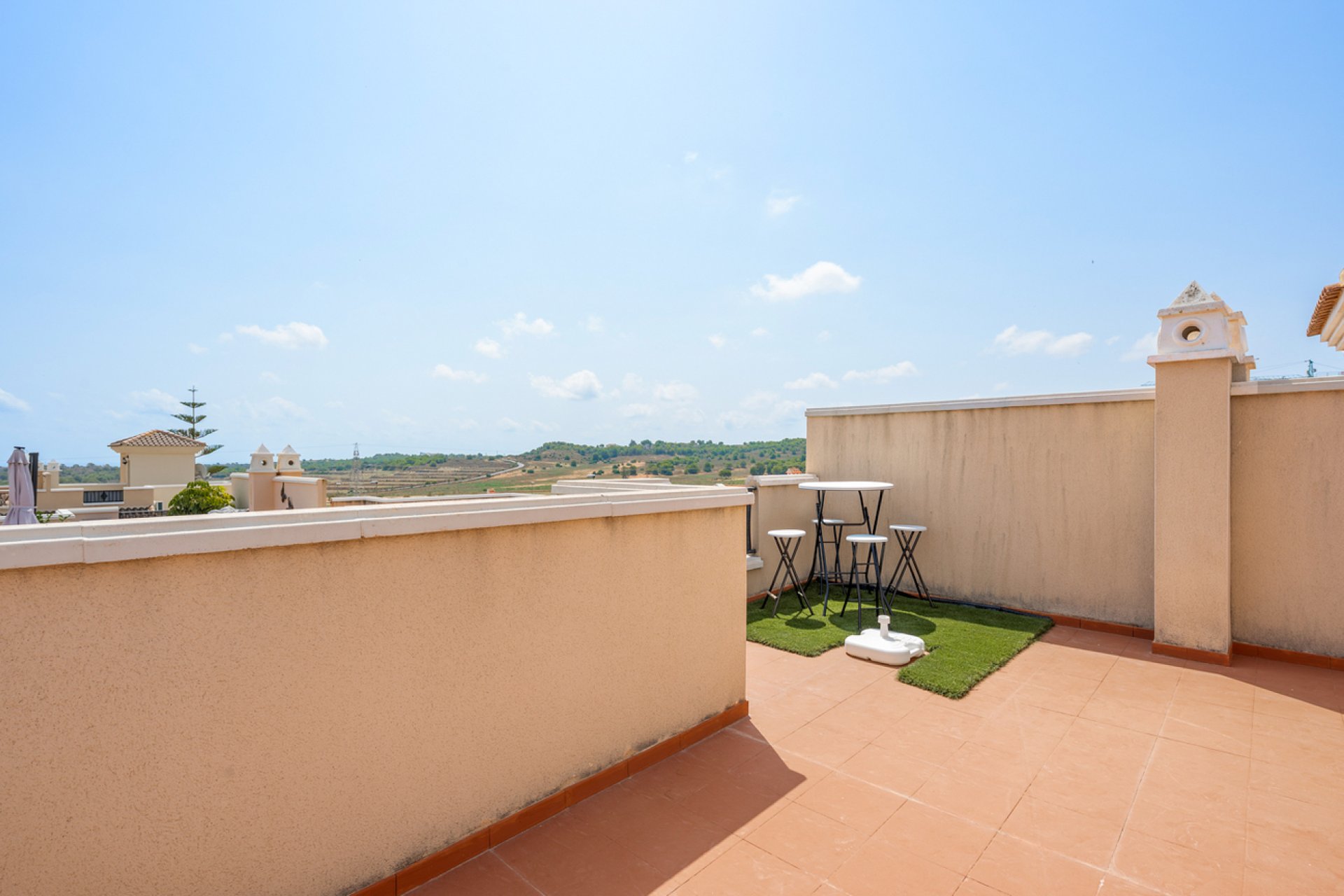 Wiederverkauf - Villa / Doppelhaushälfte -
San Miguel de Salinas - Costa Blanca