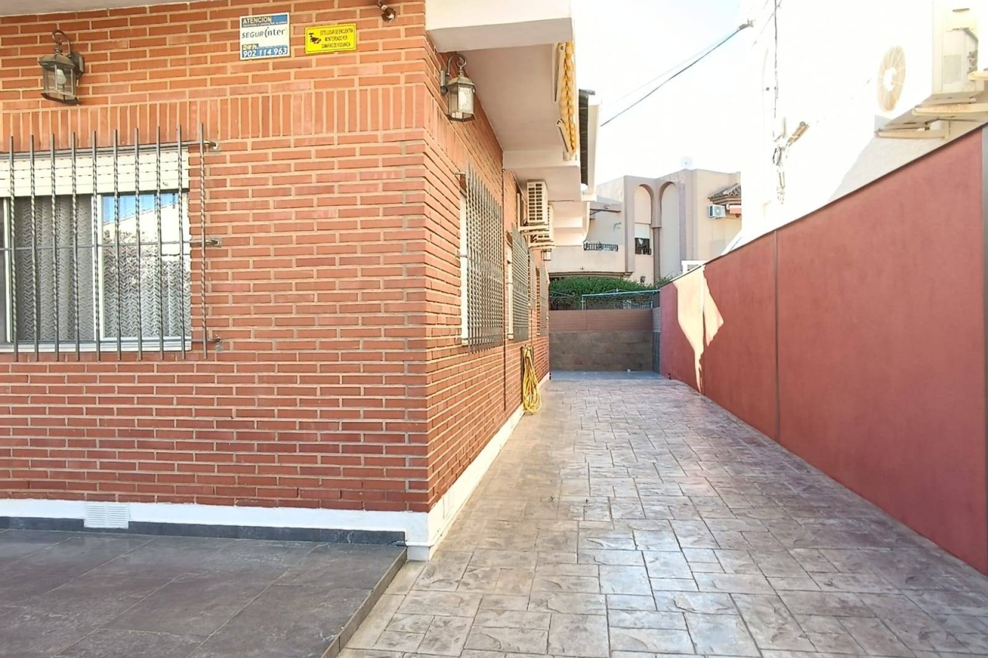 Wiederverkauf - Villa / Doppelhaushälfte -
San Pedro del Pinatar - Los Cuarteros