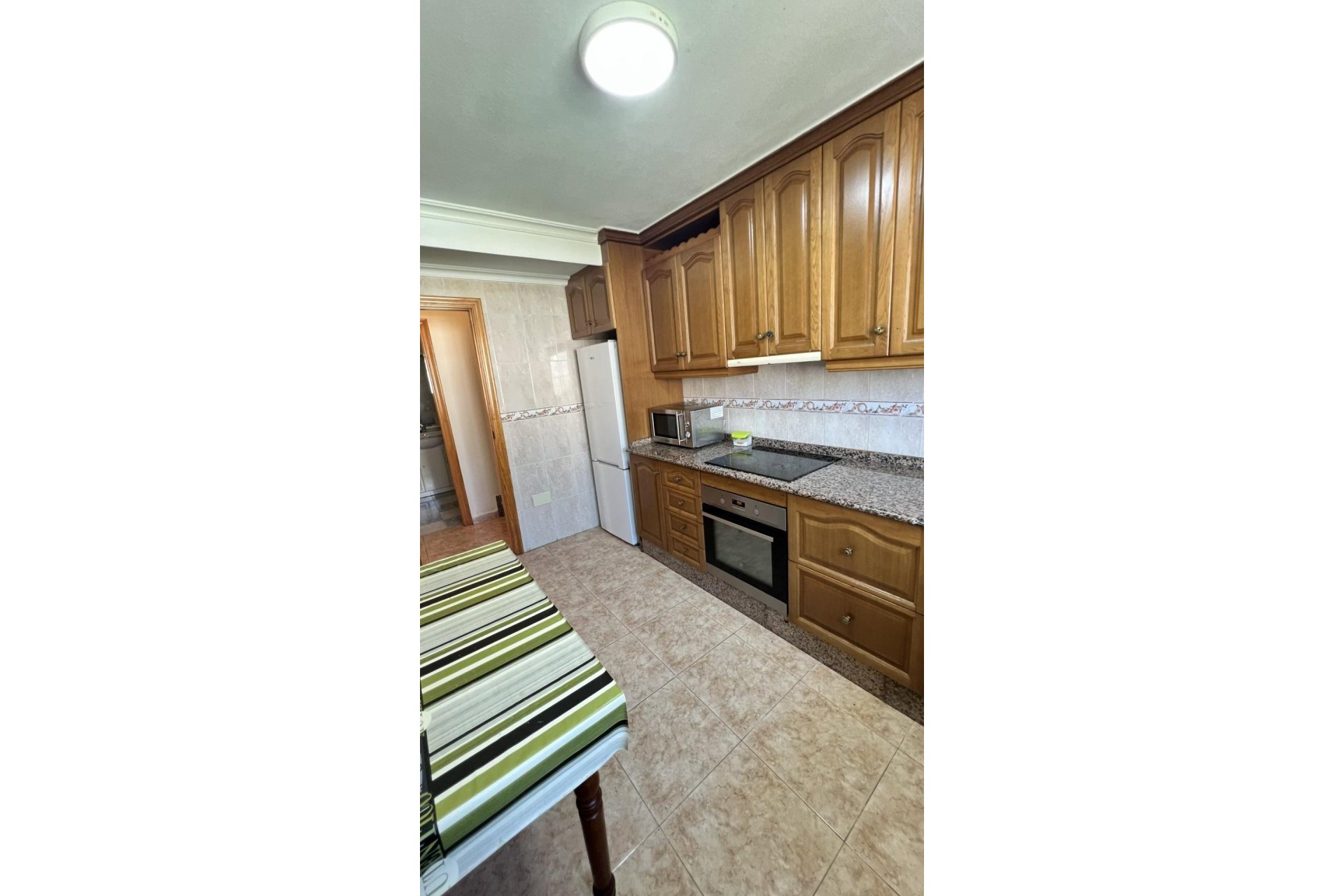 Wiederverkauf - Villa / Doppelhaushälfte -
Torrevieja - Aguas Nuevas