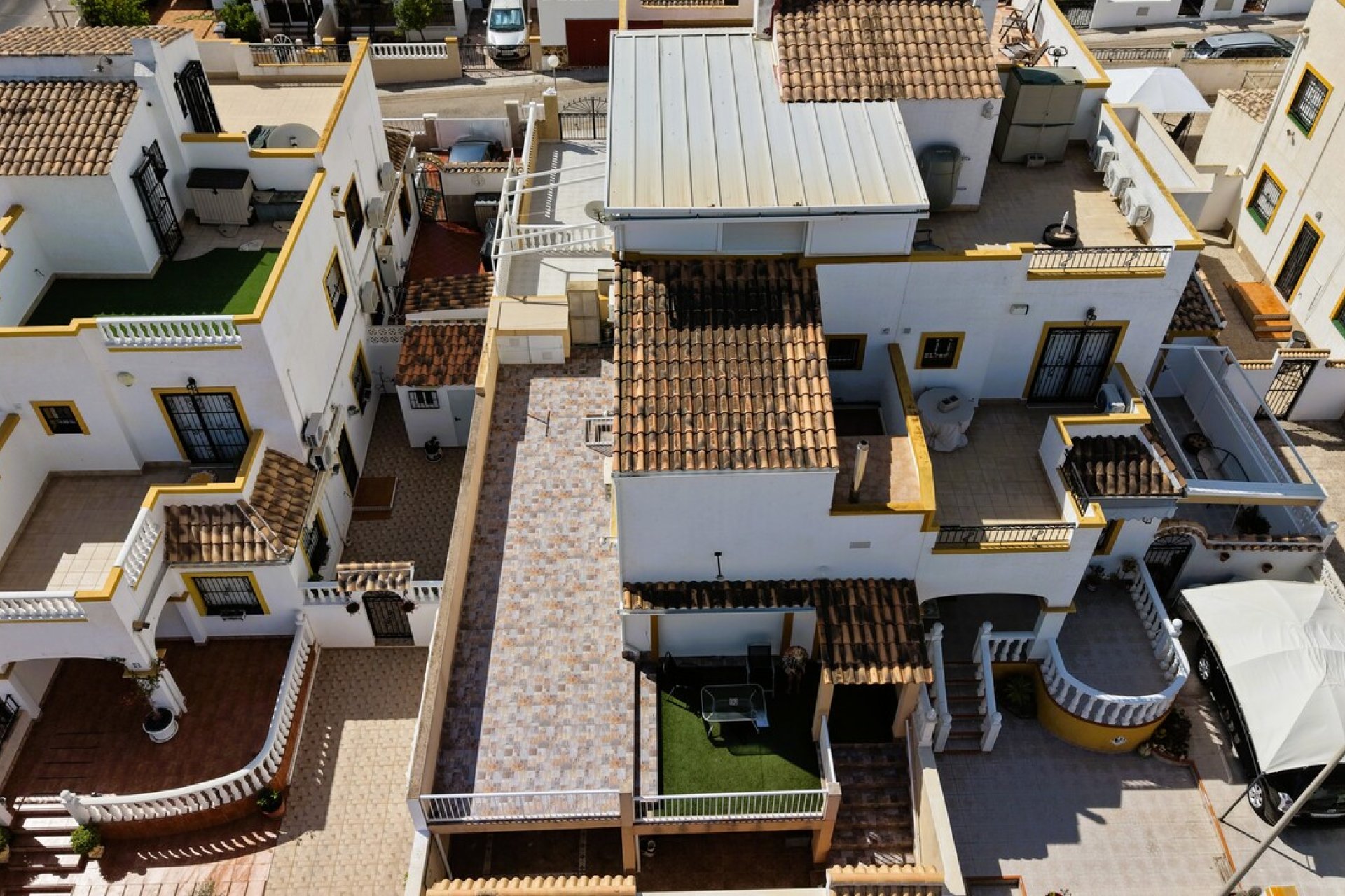 Wiederverkauf - Villa / Doppelhaushälfte -
Torrevieja - Costa Blanca