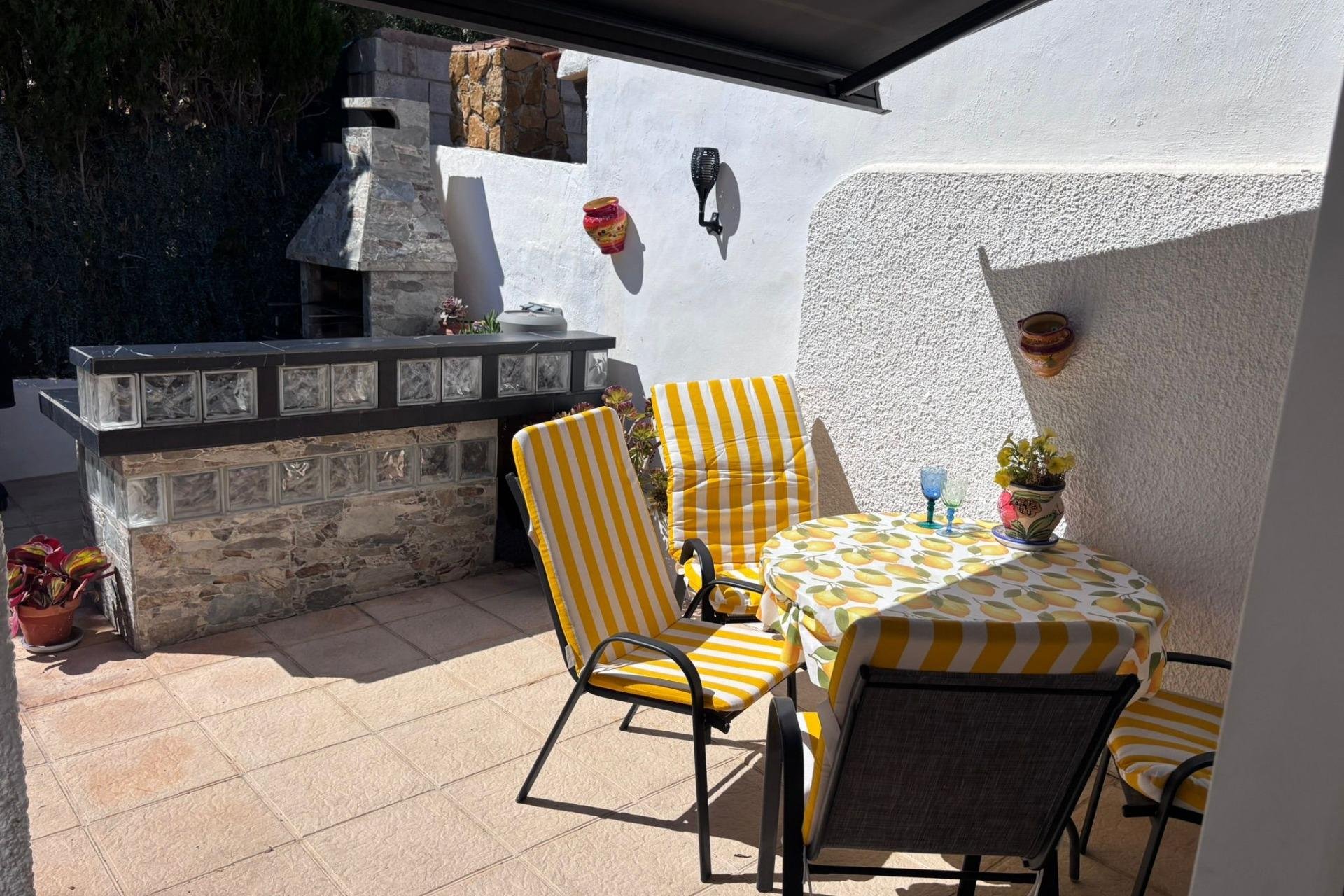 Wiederverkauf - Villa / Doppelhaushälfte -
Torrevieja - Los Balcones