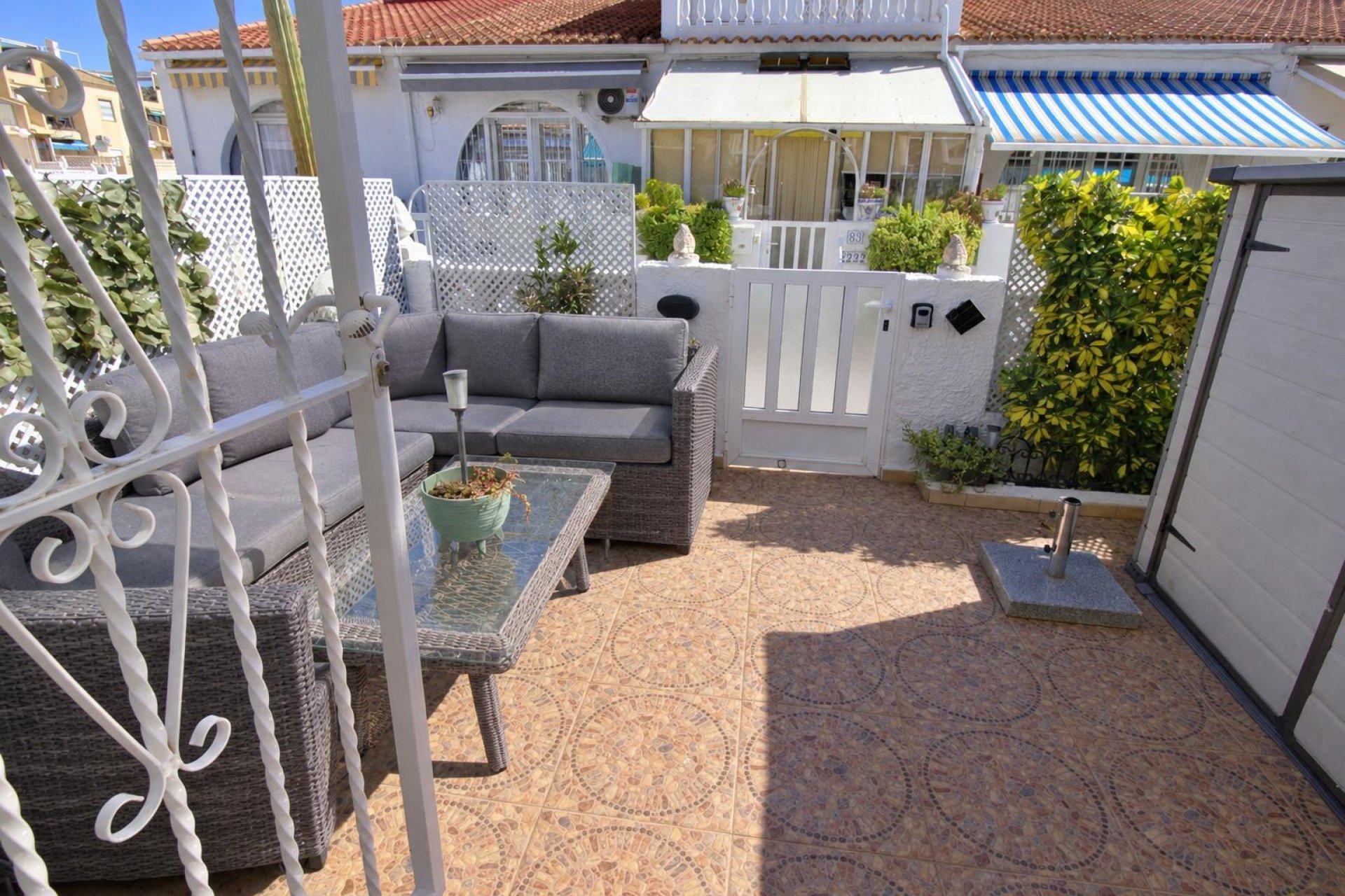 Wiederverkauf - Villa / Doppelhaushälfte -
Torrevieja - San Luis