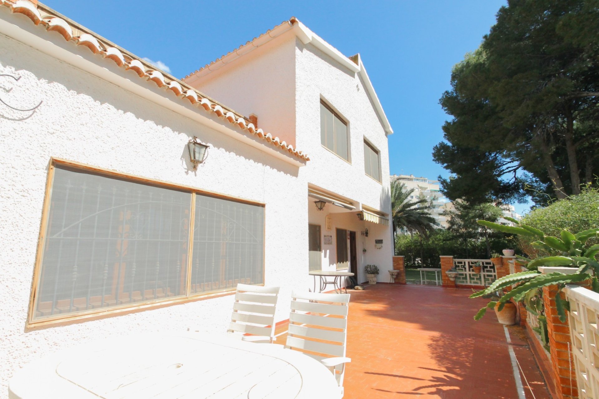 Wiederverkauf - Villa -
El Campello - Costa Blanca