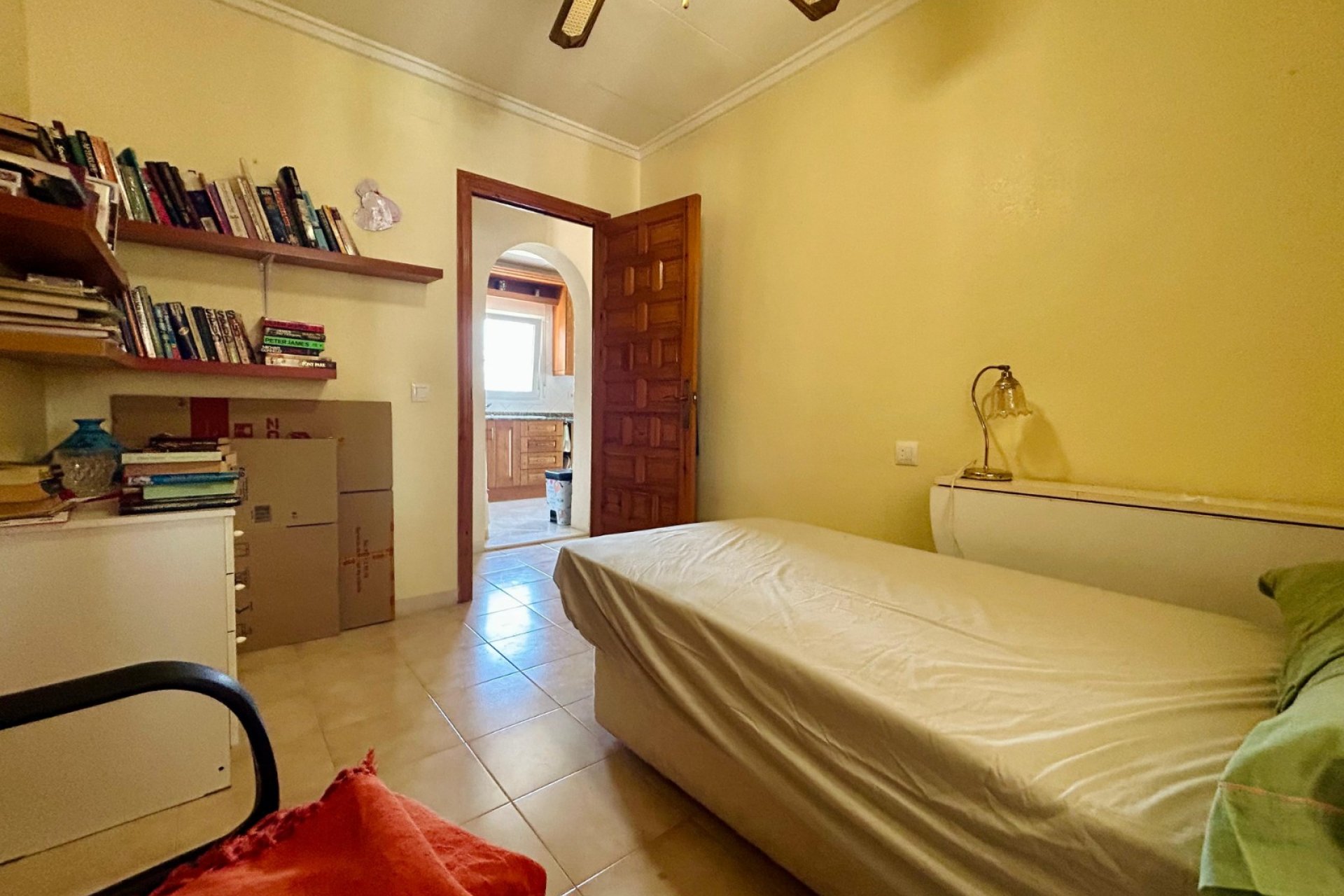 Wiederverkauf - Villa -
El Chaparral - Inland