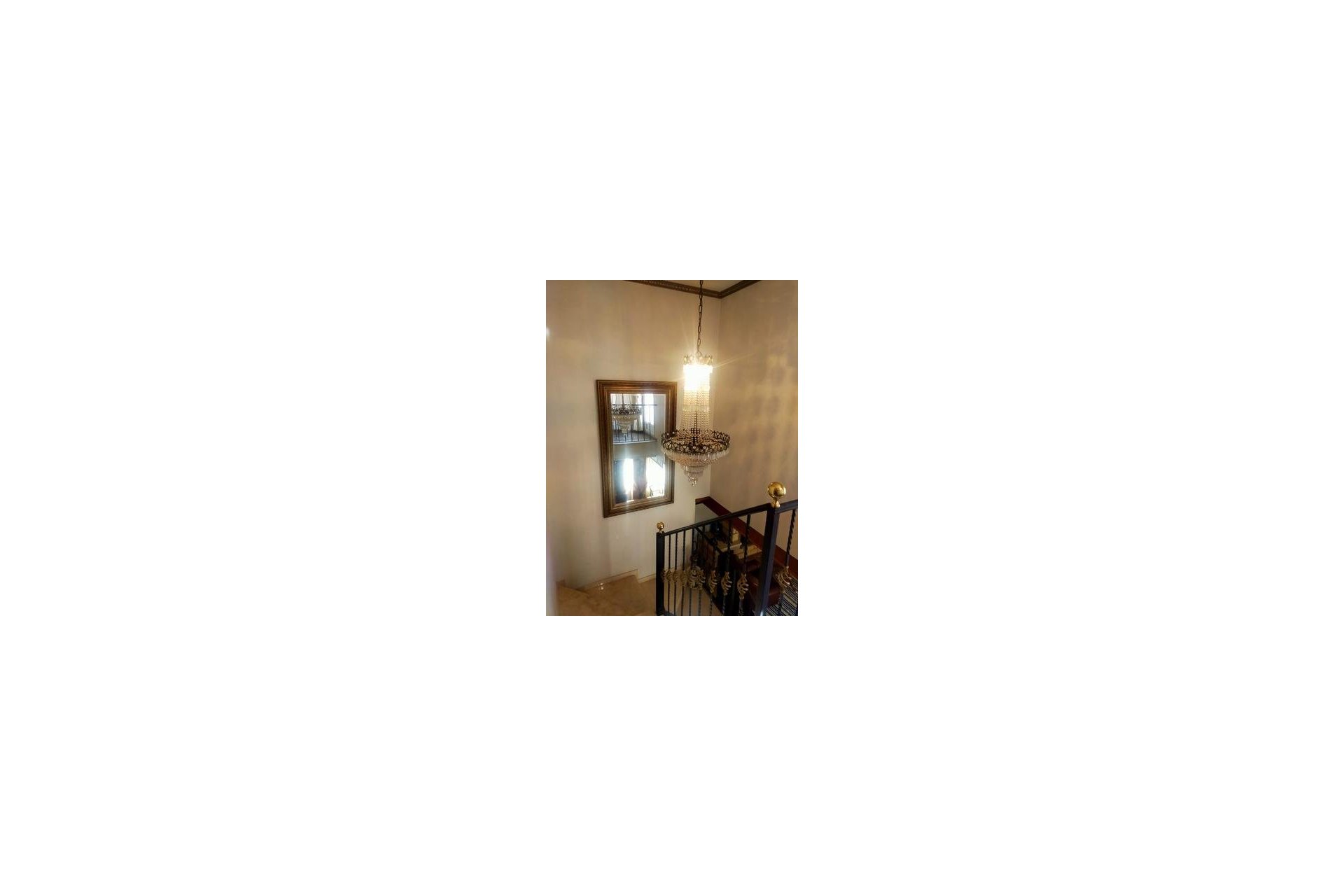 Wiederverkauf - Villa -
Elche - Costa Blanca