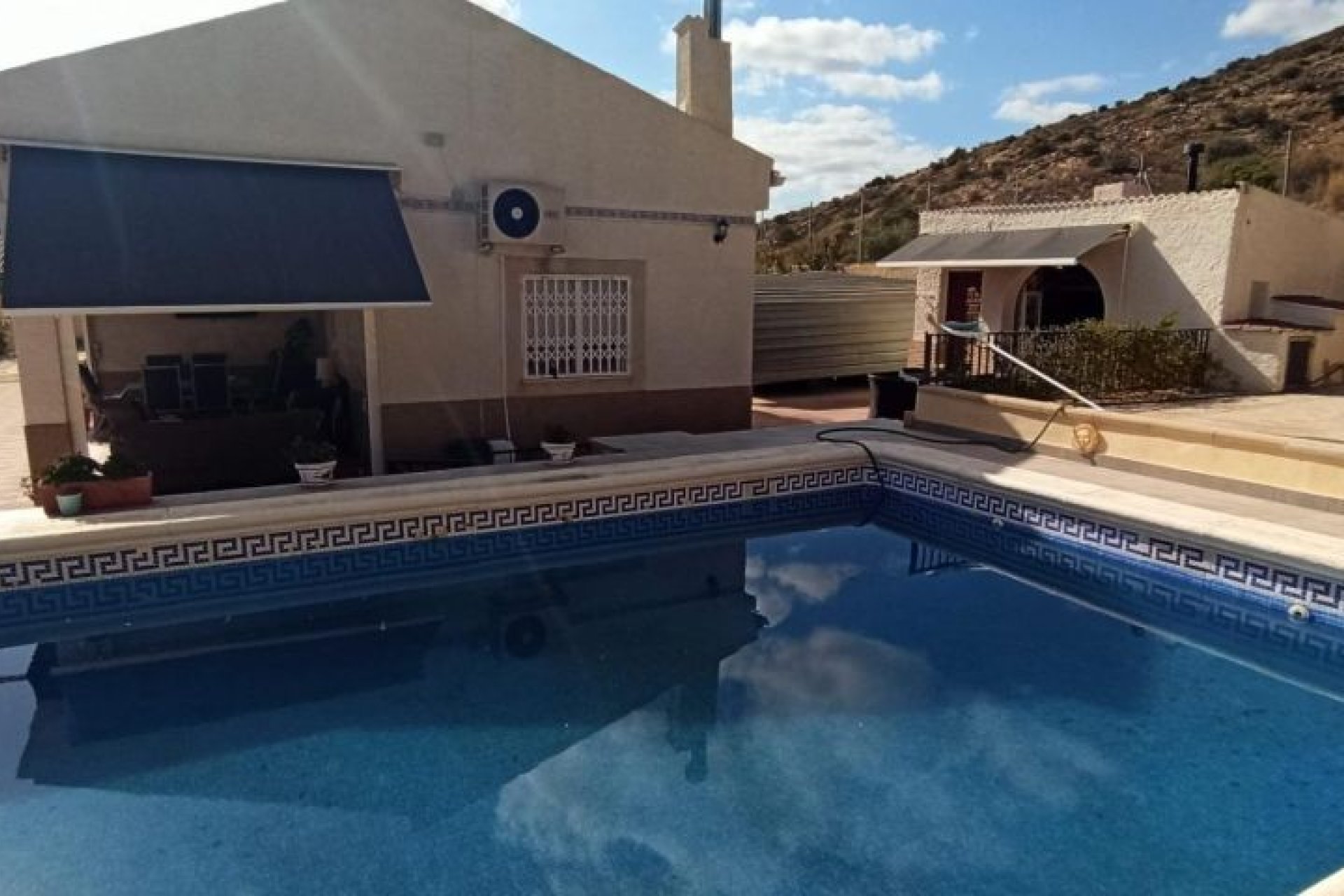 Wiederverkauf - Villa -
Elche - Costa Blanca
