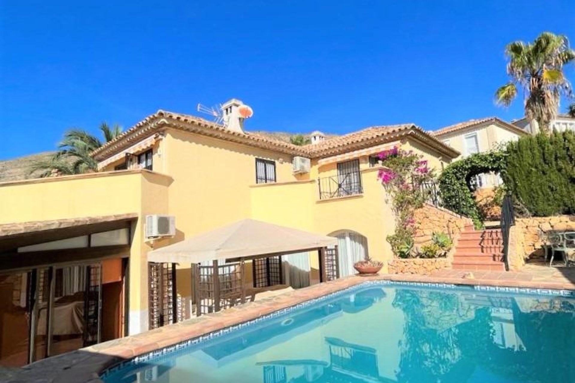 Wiederverkauf - Villa -
Finestrat - Bahia Golf