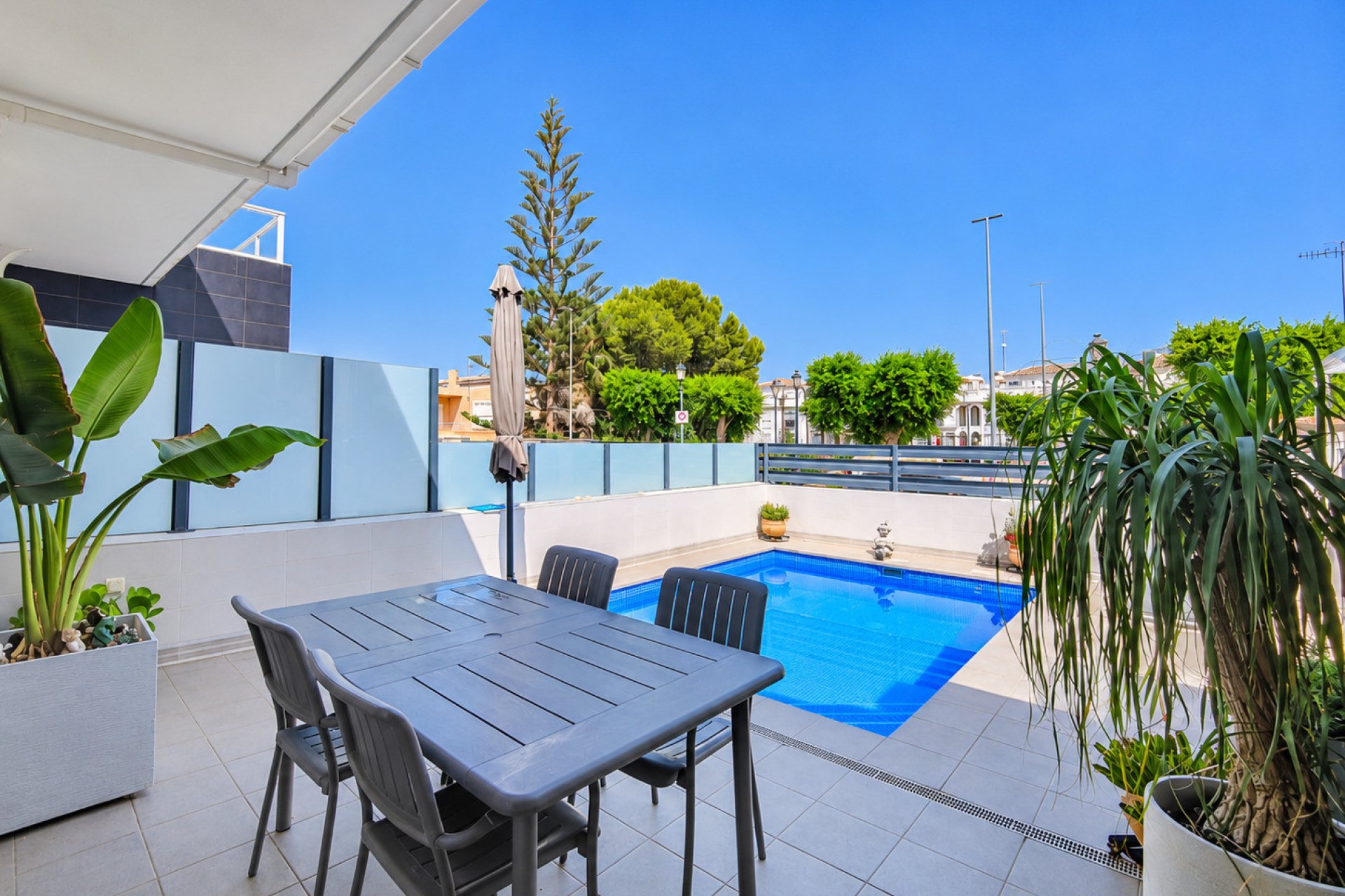 Wiederverkauf - Villa -
Formentera del Segura - Costa Blanca