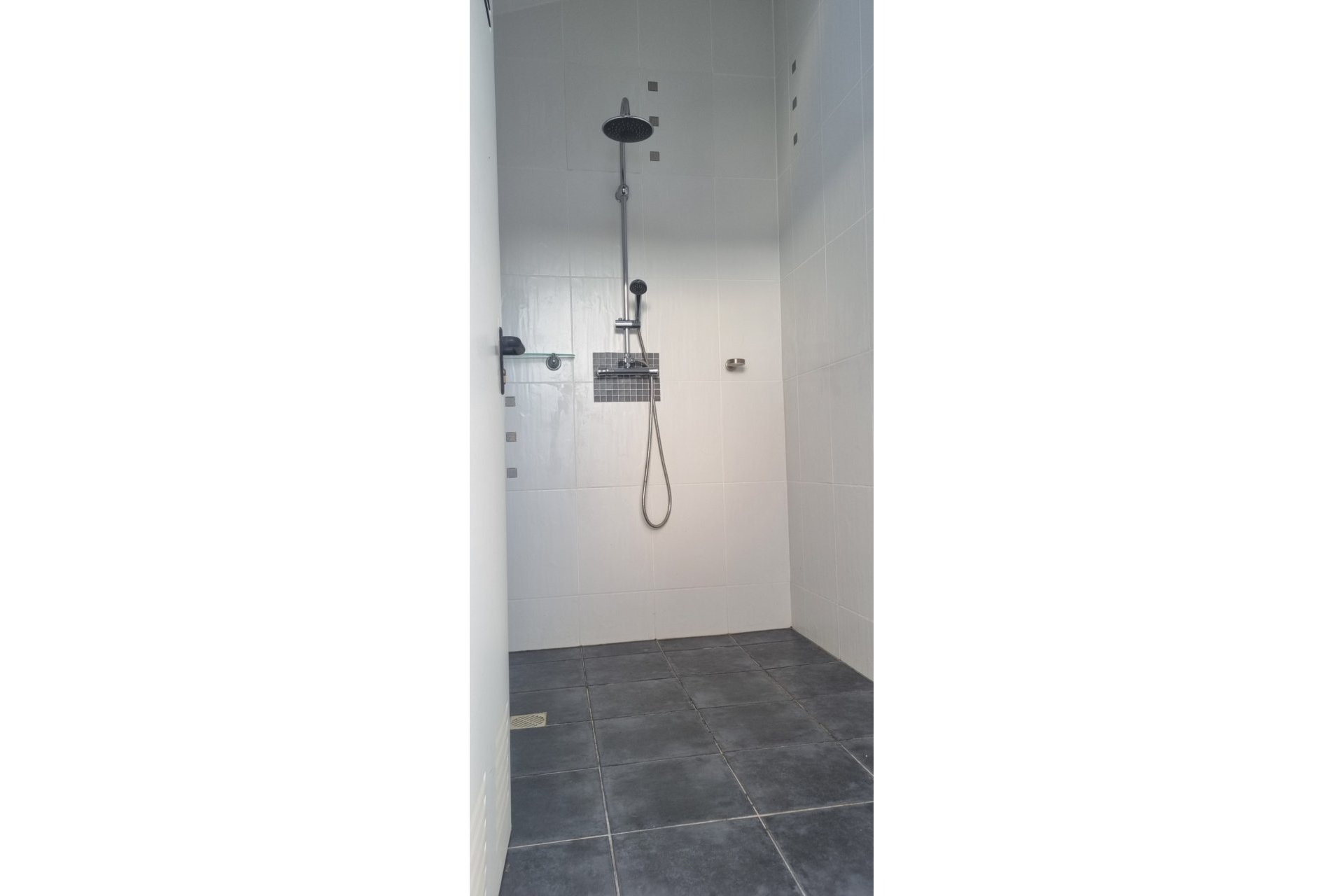 Wiederverkauf - Villa -
Hondón de los Fráiles - Inland