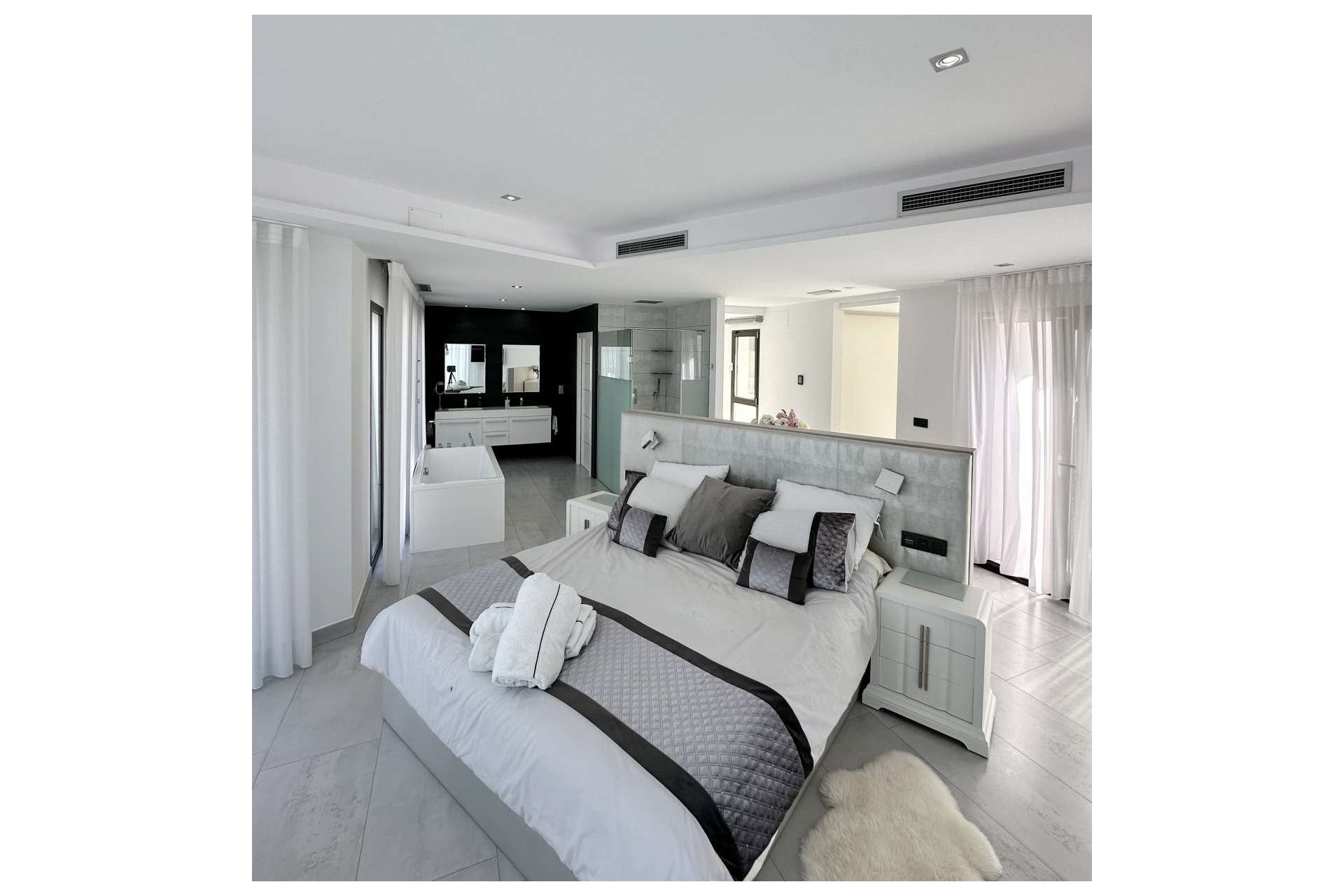 Wiederverkauf - Villa -
Jávea - Costa Blanca