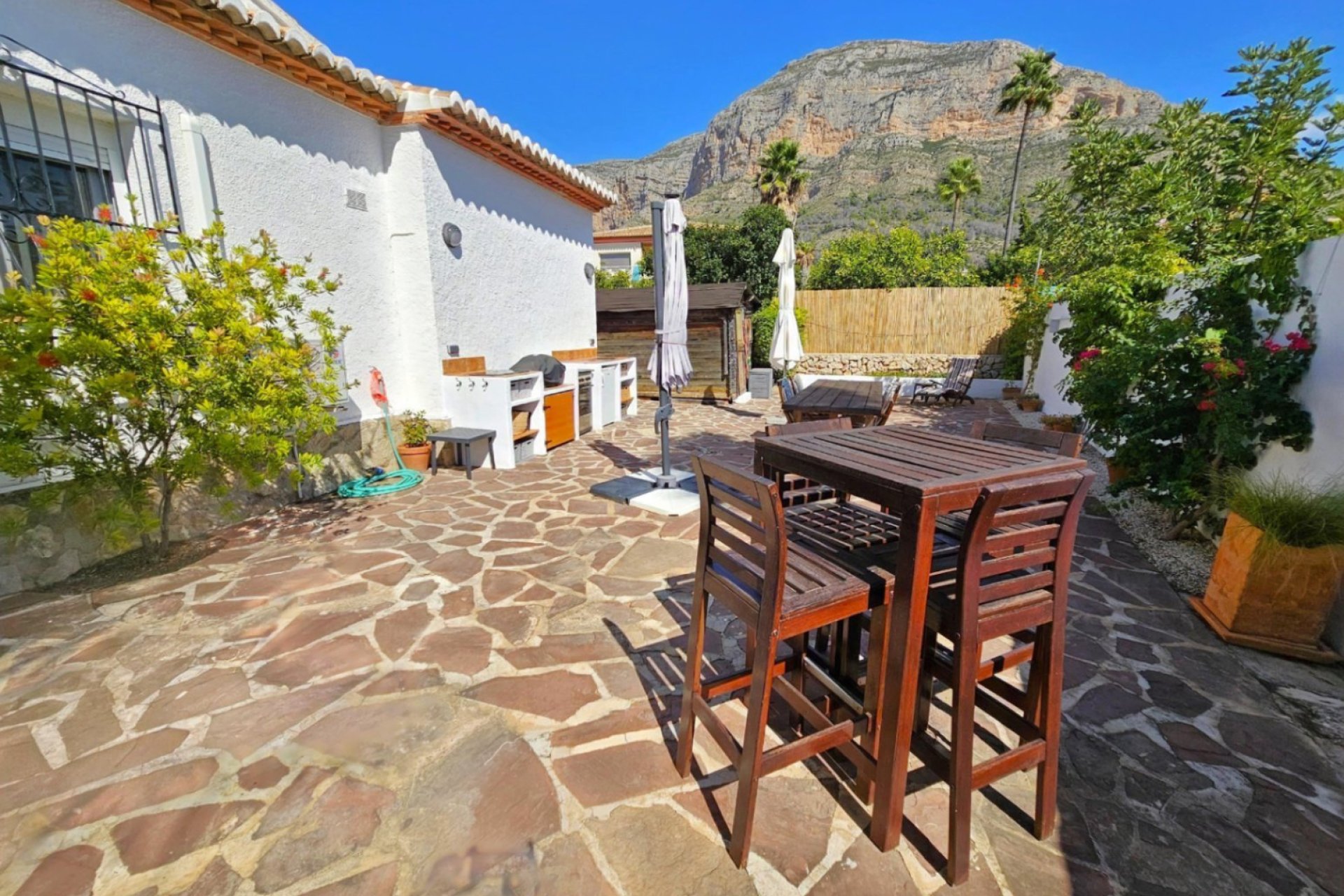 Wiederverkauf - Villa -
Jávea - Costa Blanca