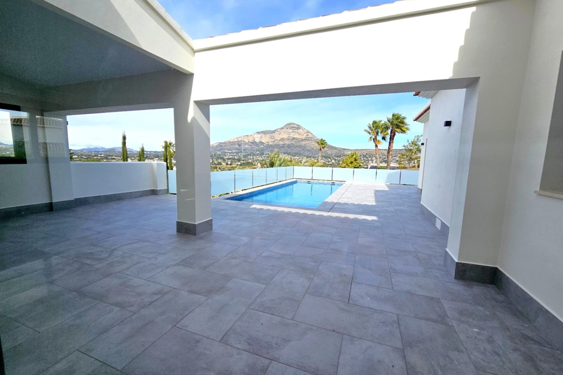Wiederverkauf - Villa -
Jávea - Costa Blanca