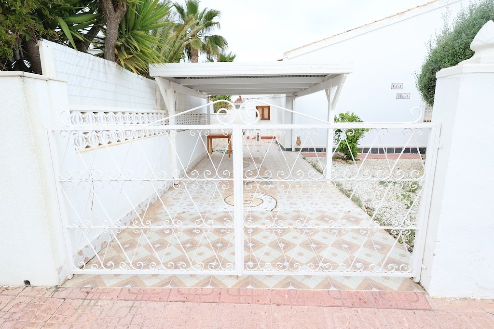 Wiederverkauf - Villa -
La Florida - Inland