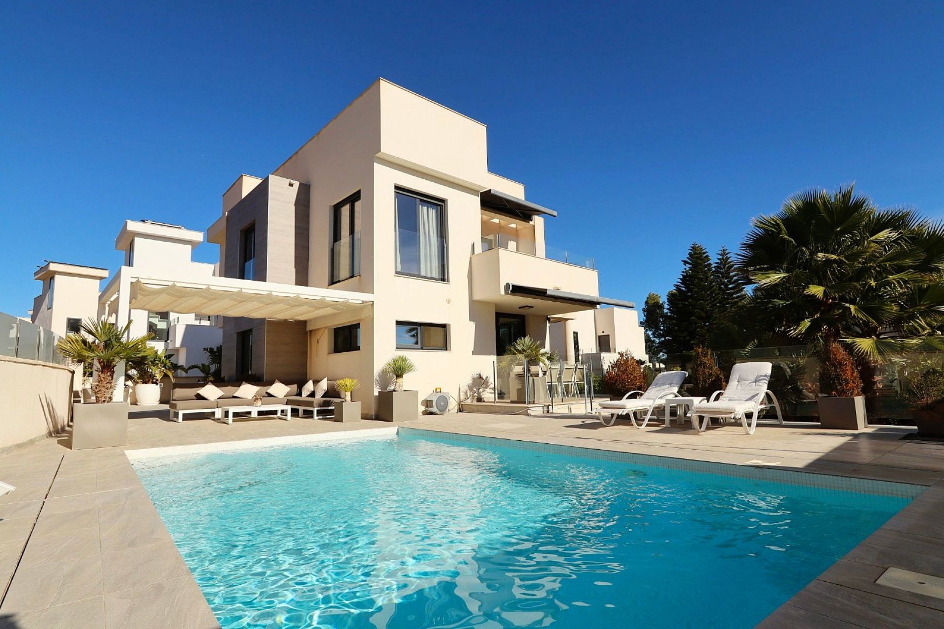 Wiederverkauf - Villa -
La Nucía - Costa Blanca