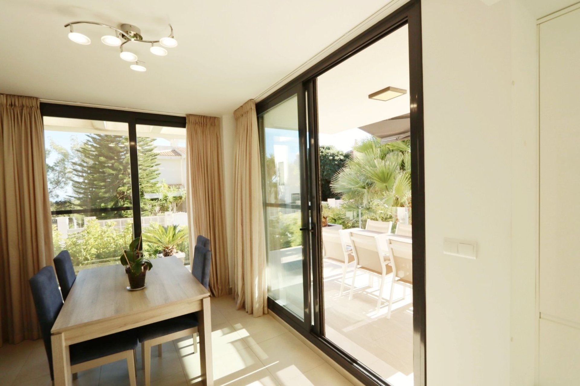 Wiederverkauf - Villa -
La Nucía - Costa Blanca