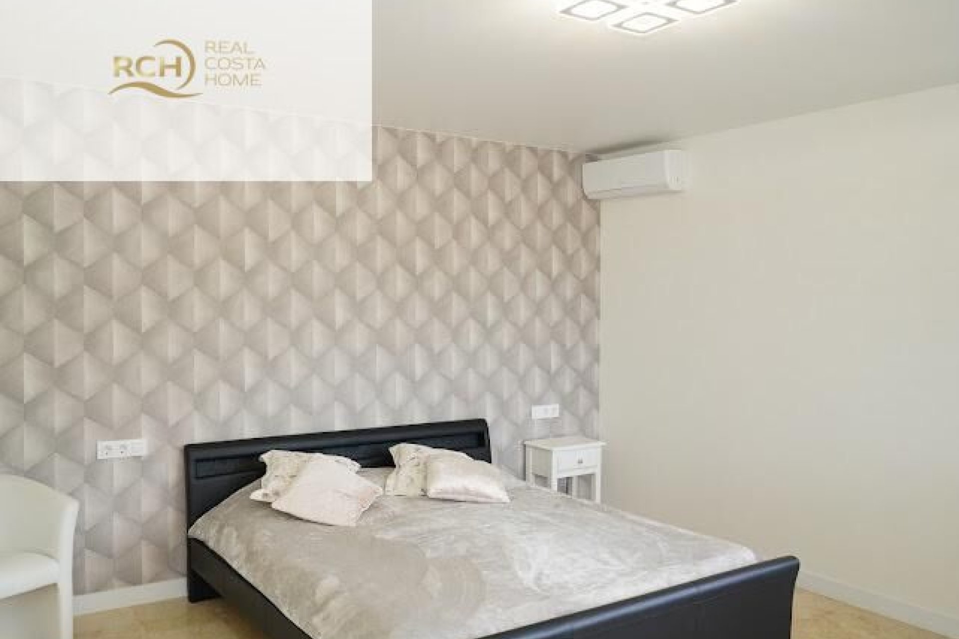 Wiederverkauf - Villa -
La Nucía - Montebello - Nou Espai