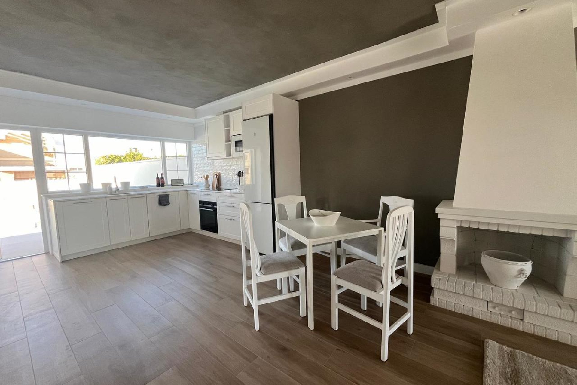 Wiederverkauf - Villa -
La Siesta - Costa Blanca