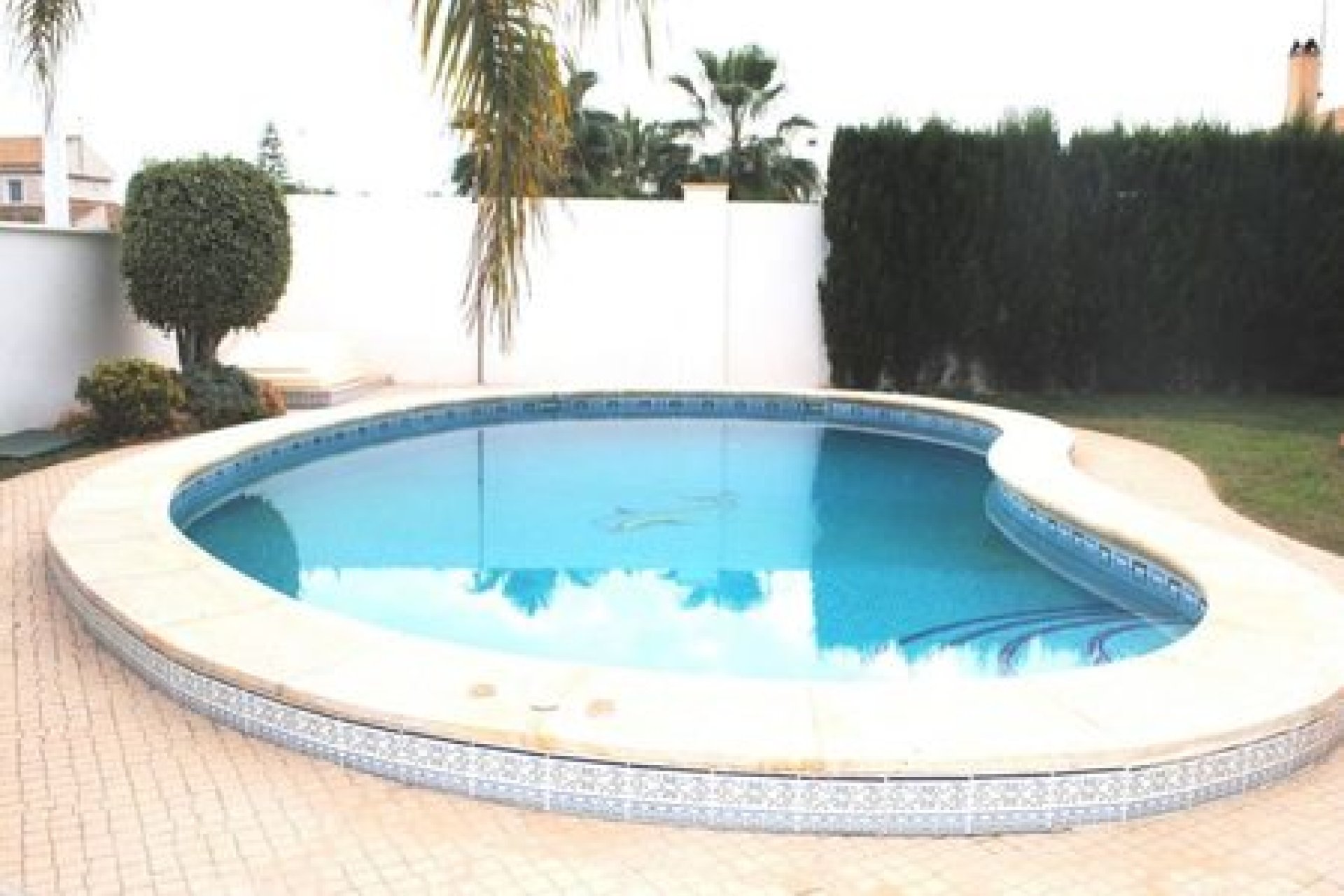 Wiederverkauf - Villa -
La Zenia - Costa Blanca