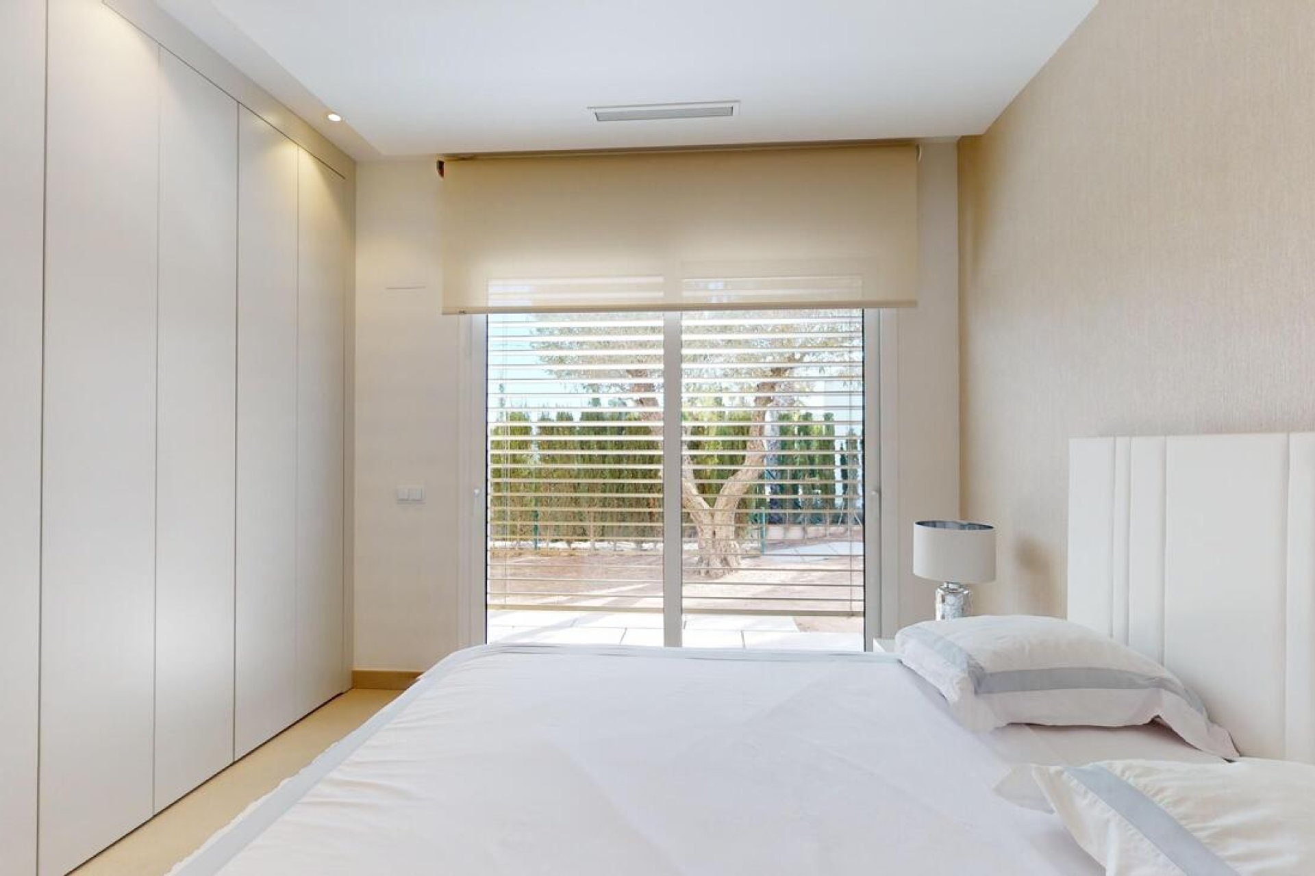 Wiederverkauf - Villa -
Las Colinas Golf - Almendro