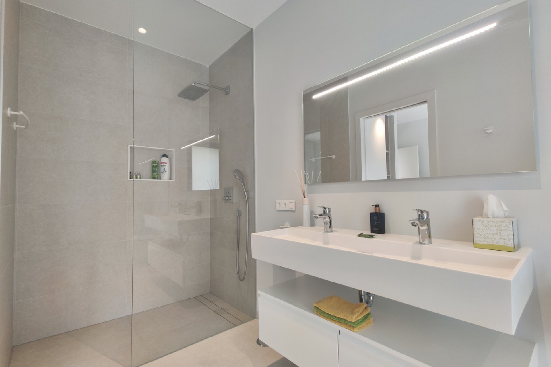 Wiederverkauf - Villa -
Las Colinas Golf - Costa Blanca