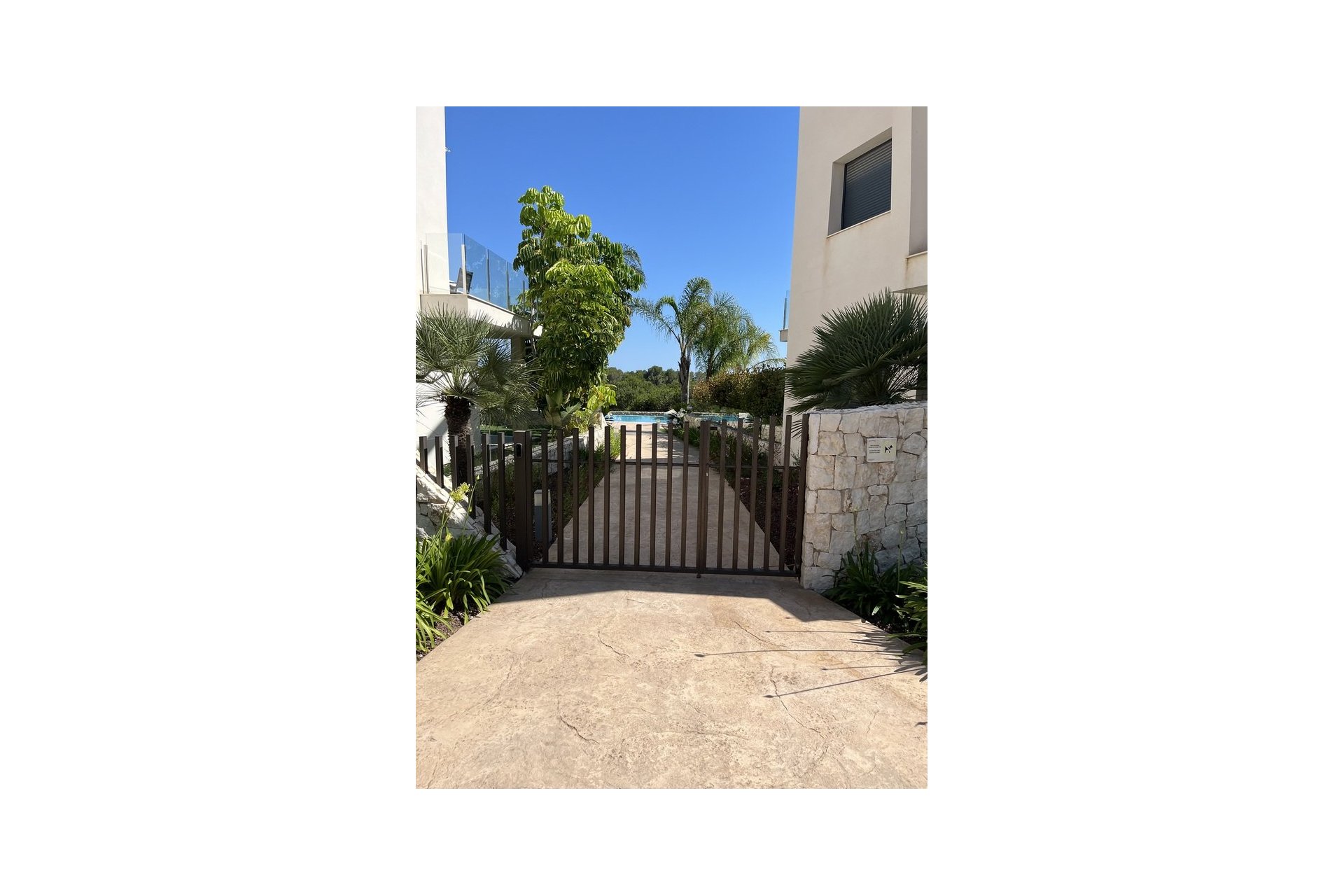 Wiederverkauf - Villa -
Lo Romero Golf - Costa Blanca