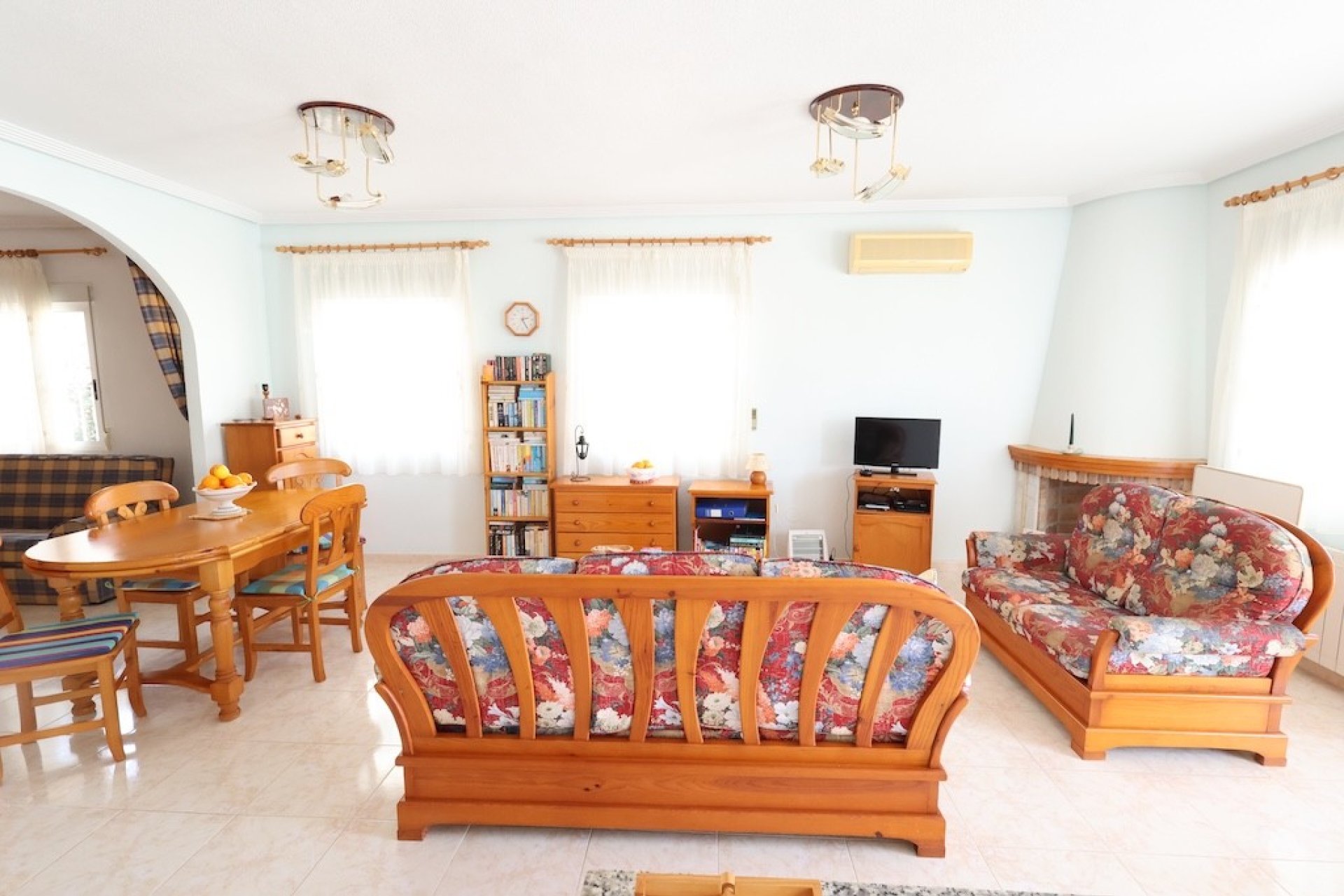 Wiederverkauf - Villa -
Los Balcones - Costa Blanca