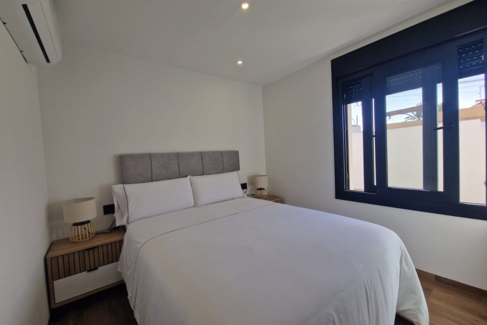 Wiederverkauf - Villa -
Los Balcones - Costa Blanca