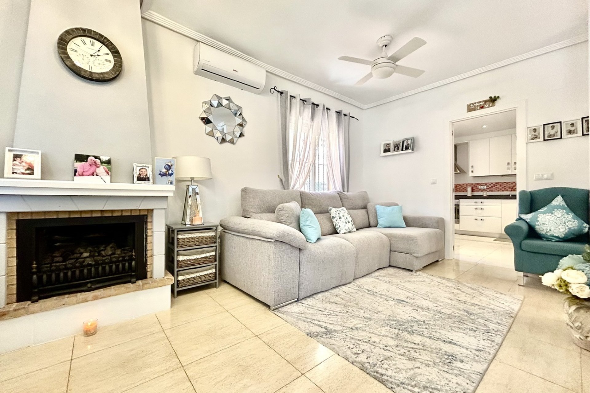 Wiederverkauf - Villa -
Los Balcones - Costa Blanca