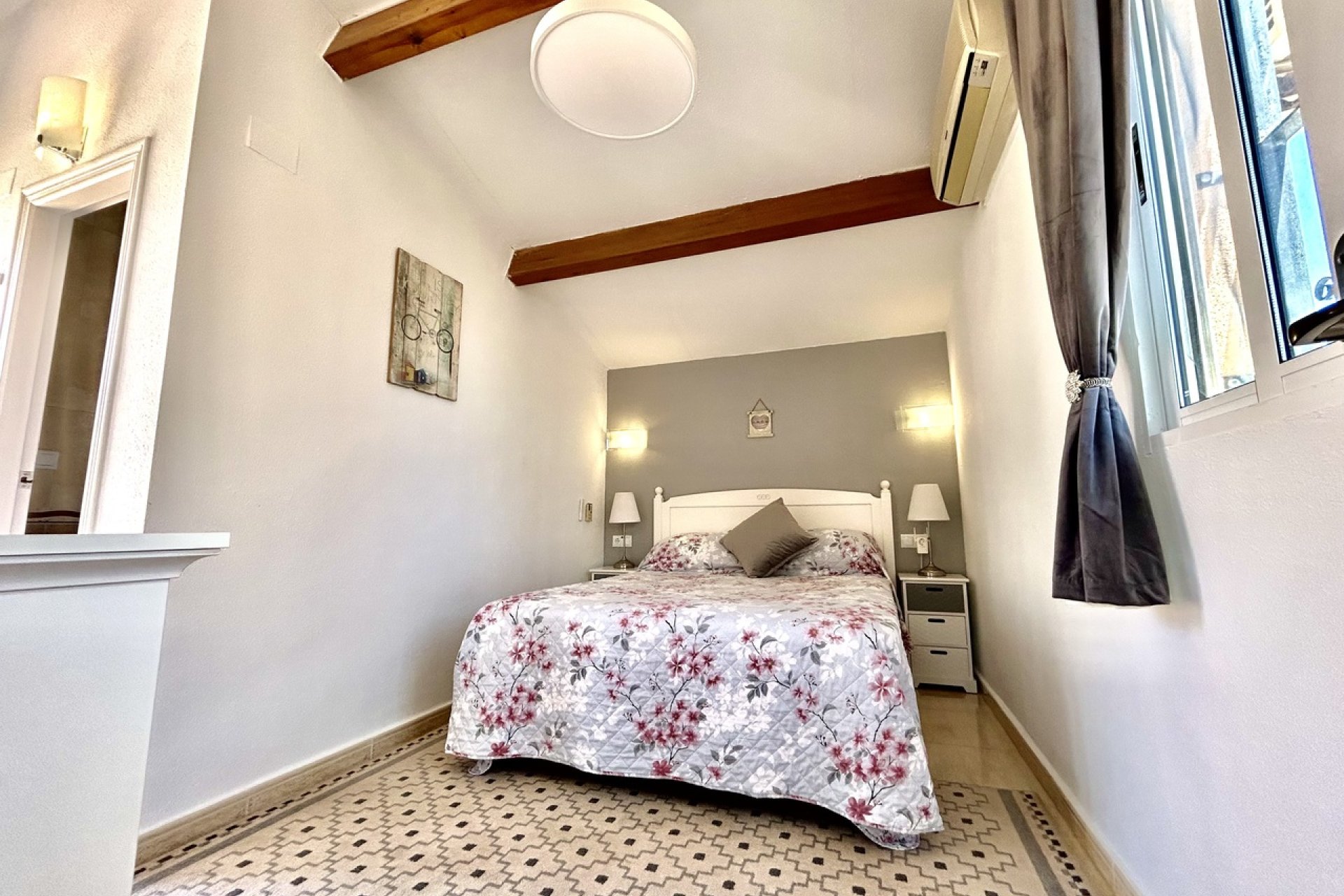 Wiederverkauf - Villa -
Los Balcones - Costa Blanca