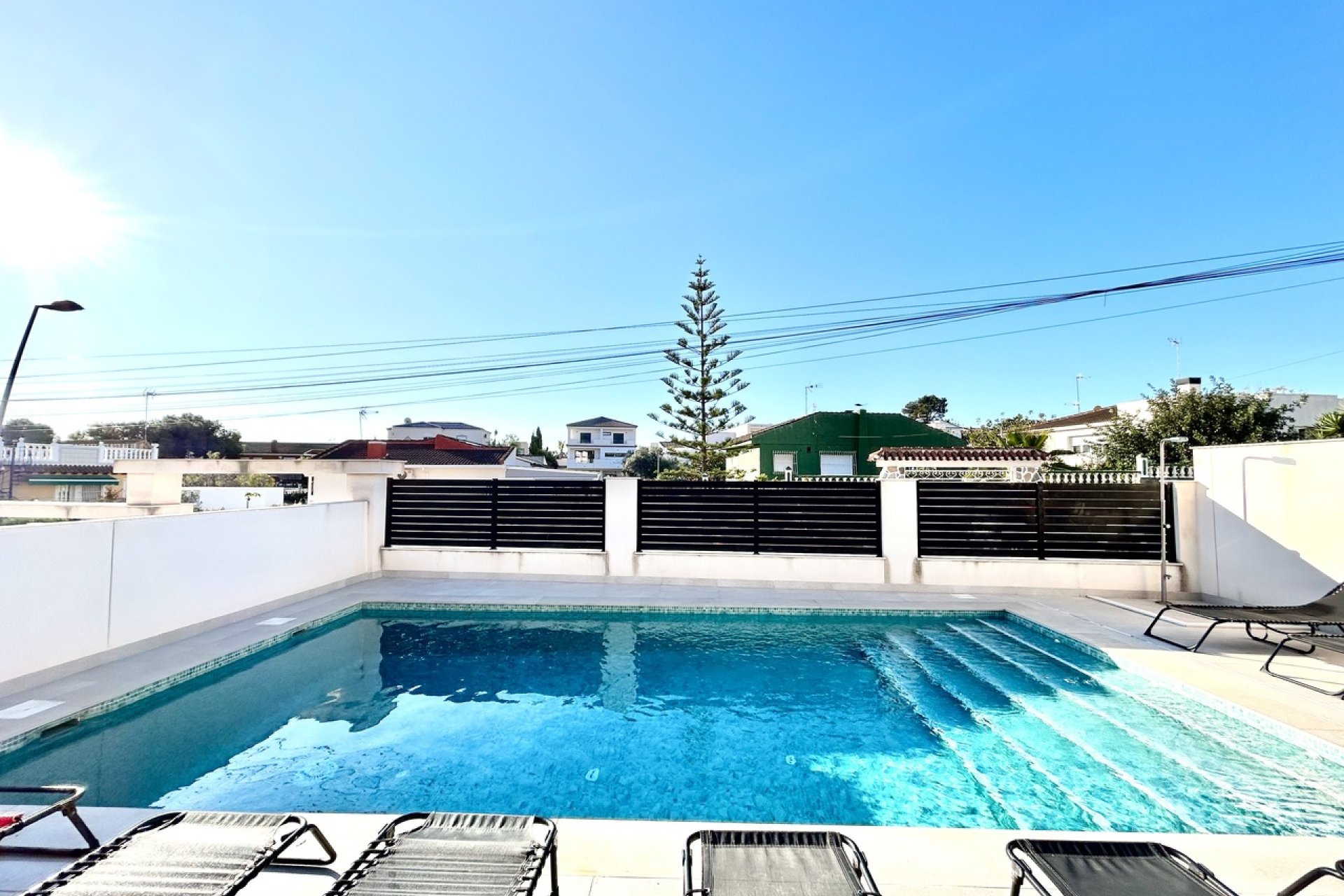 Wiederverkauf - Villa -
Los Balcones - Costa Blanca