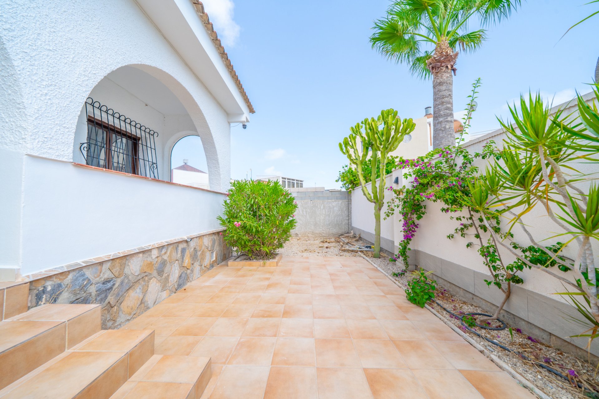 Wiederverkauf - Villa -
Los Balcones - Costa Blanca