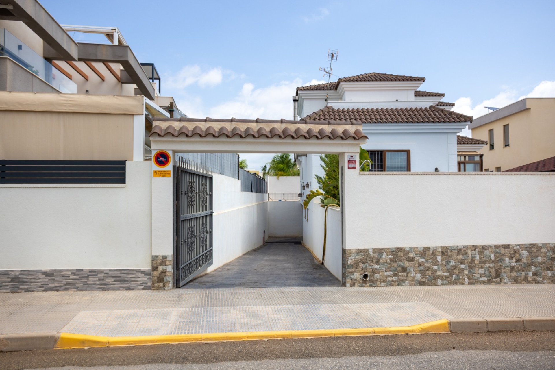 Wiederverkauf - Villa -
Los Montesinos - Costa Blanca