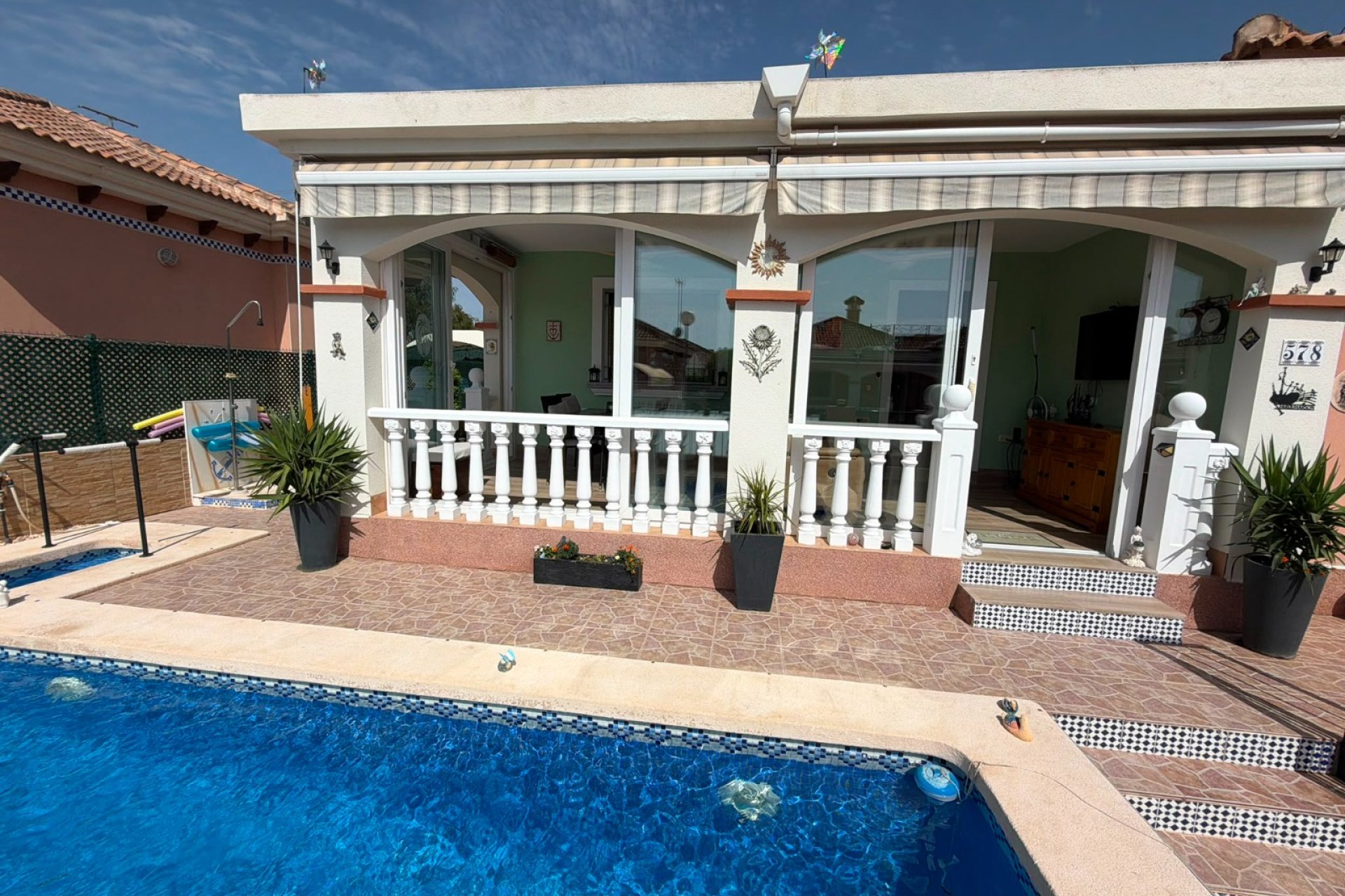 Wiederverkauf - Villa -
Los Montesinos - Costa Blanca