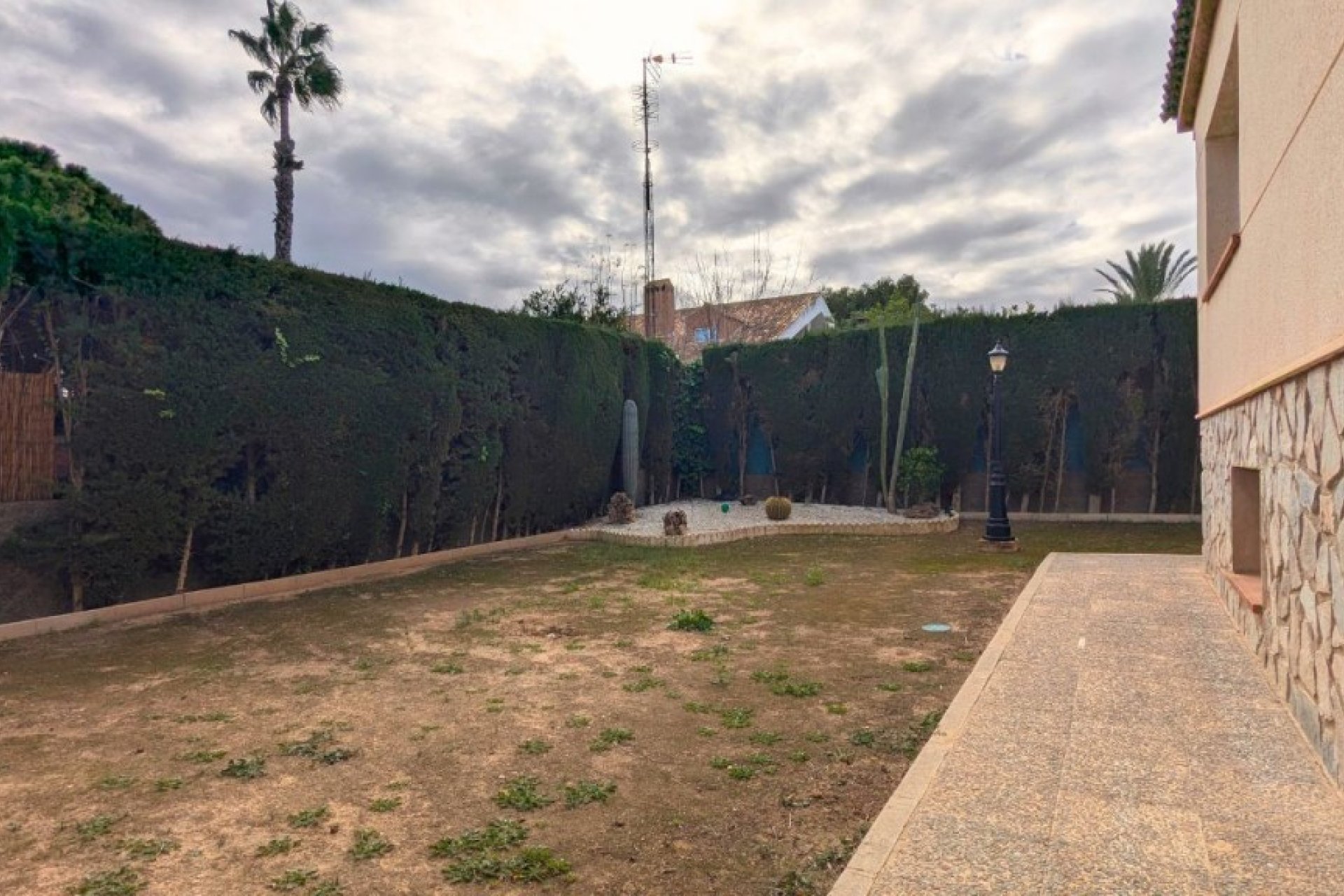 Wiederverkauf - Villa -
Mil Palmeras - Costa Blanca
