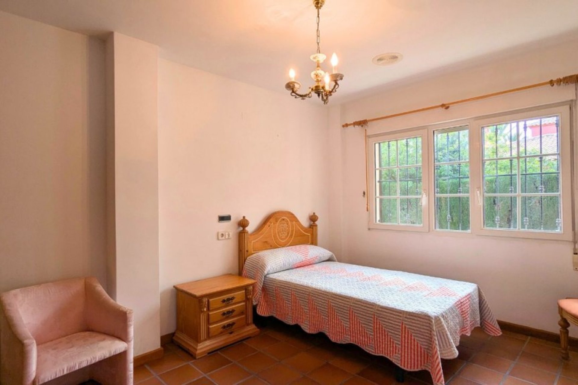 Wiederverkauf - Villa -
Mil Palmeras - Costa Blanca
