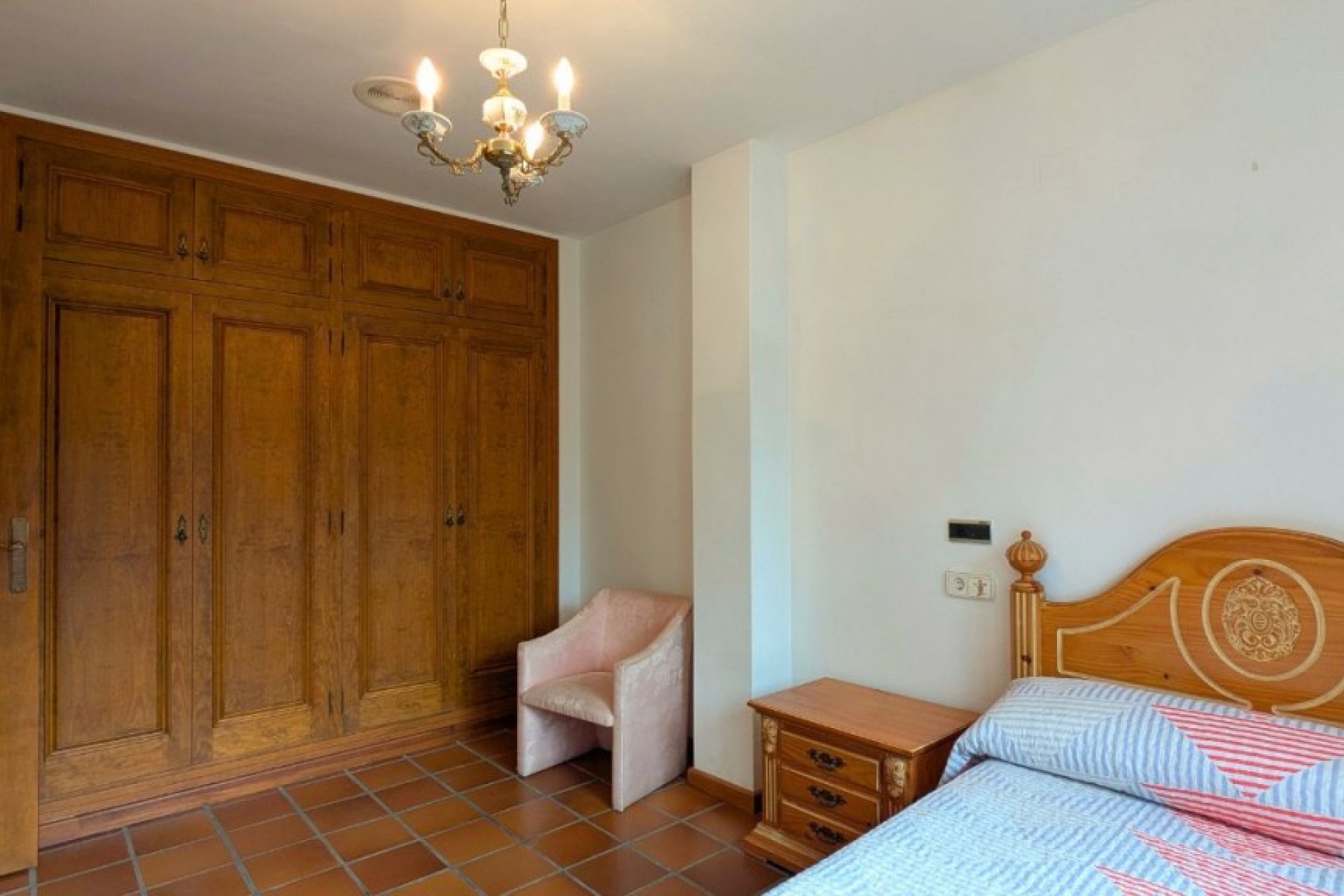 Wiederverkauf - Villa -
Mil Palmeras - Costa Blanca