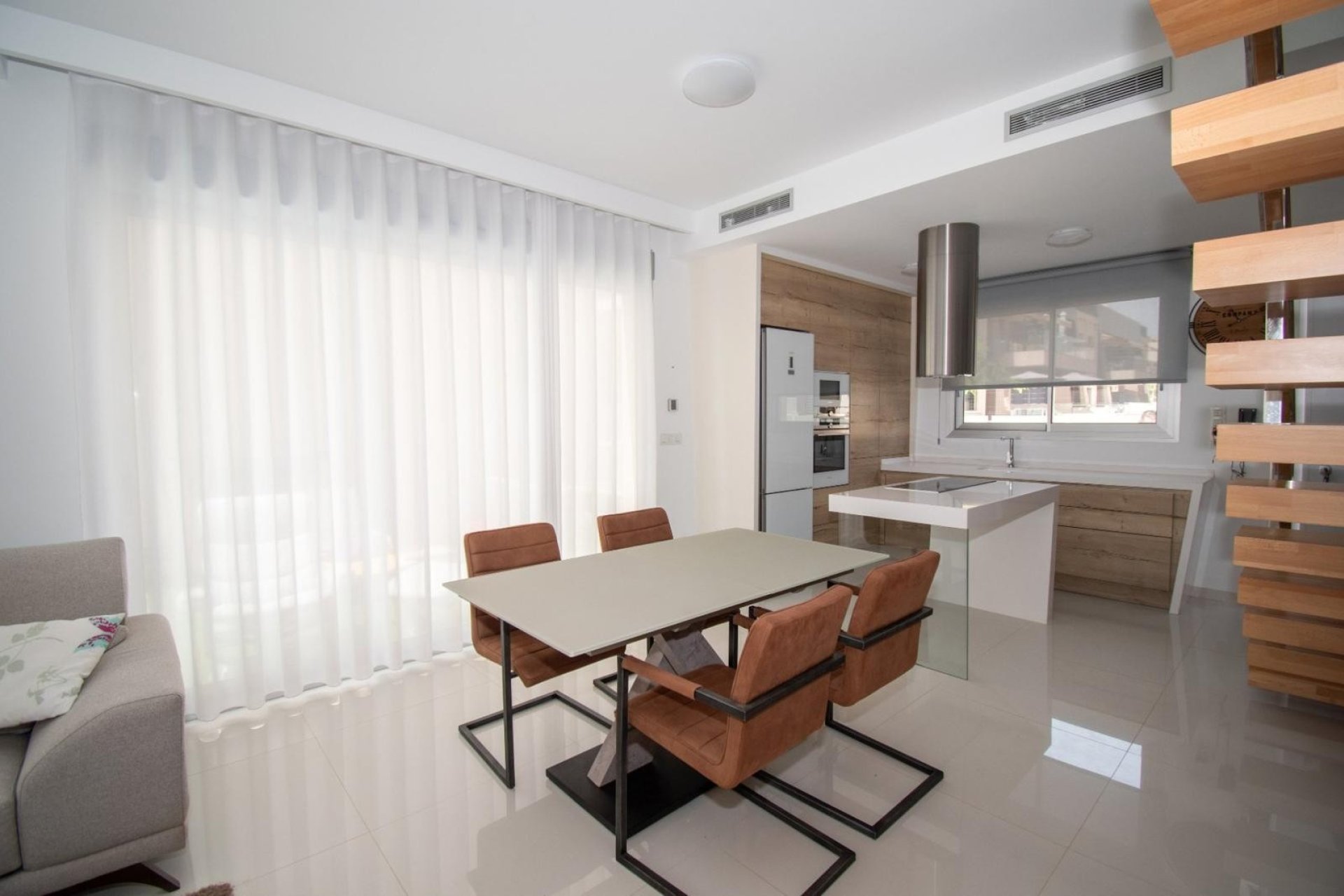 Wiederverkauf - Villa -
Mil Palmeras - Costa Blanca