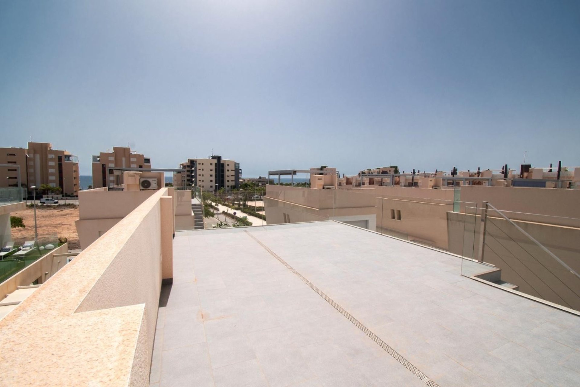 Wiederverkauf - Villa -
Mil Palmeras - Costa Blanca