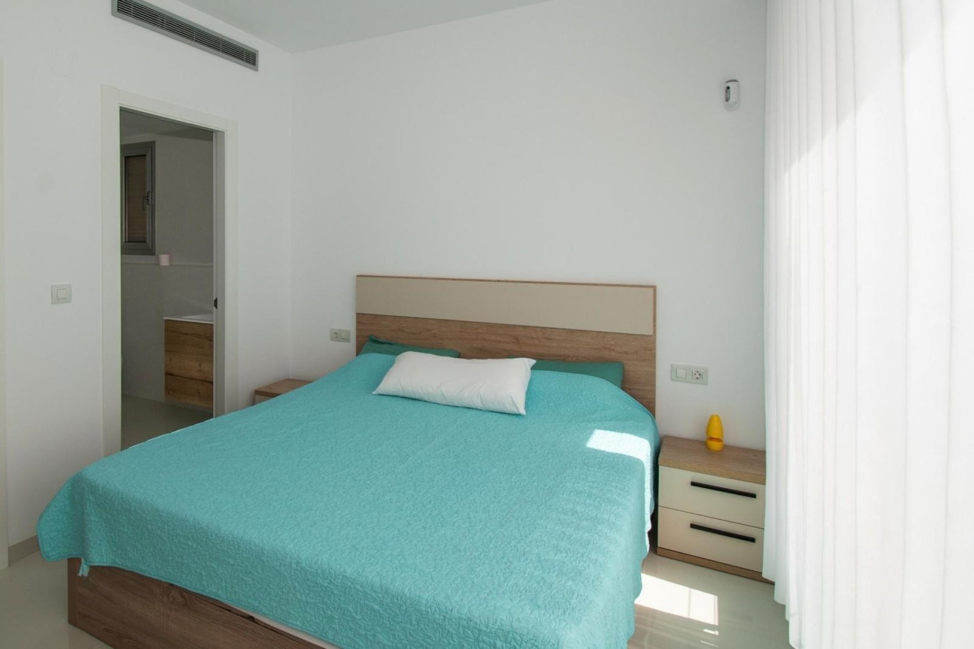 Wiederverkauf - Villa -
Mil Palmeras - Costa Blanca