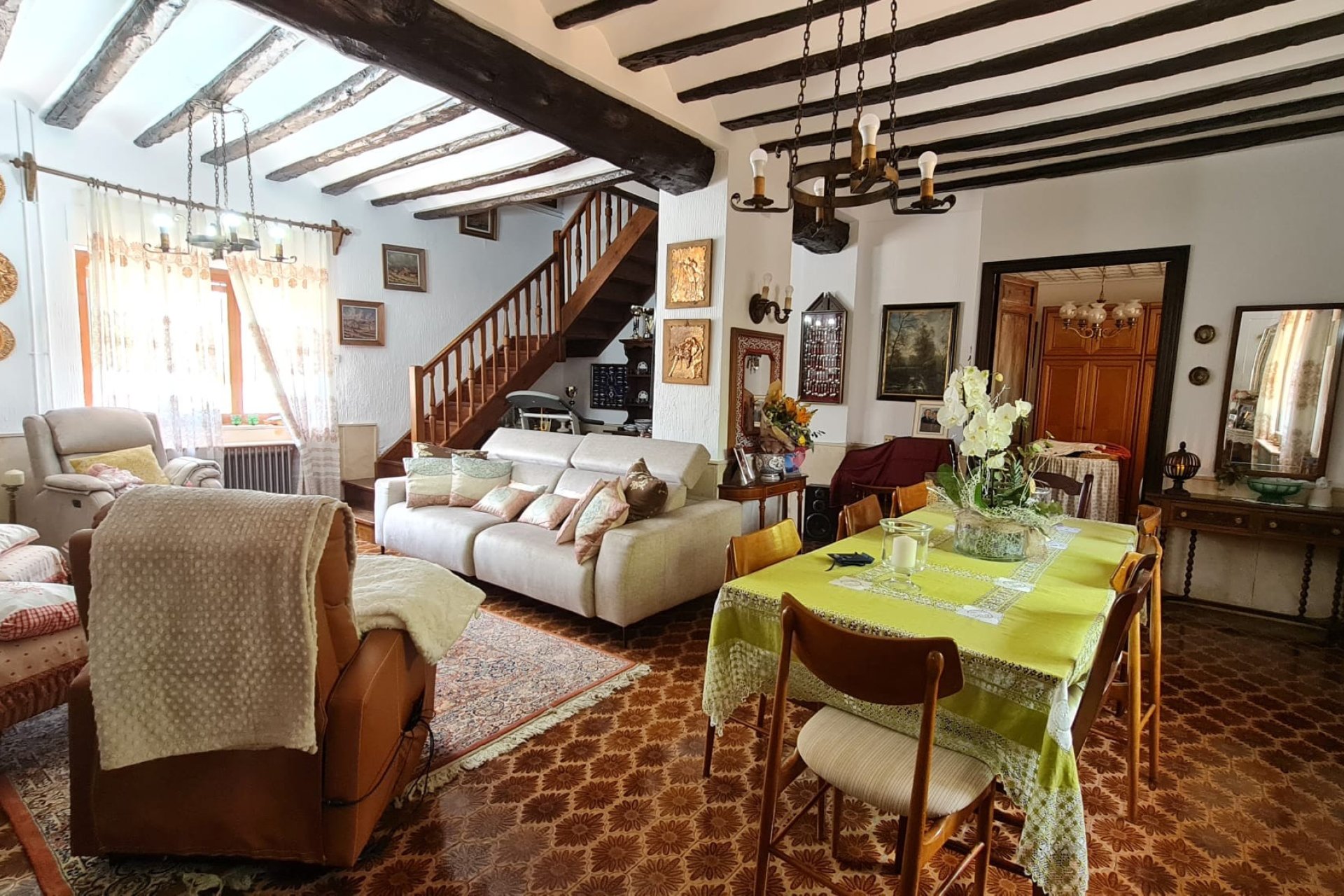 Wiederverkauf - Villa -
Monóvar/Monóver - Inland