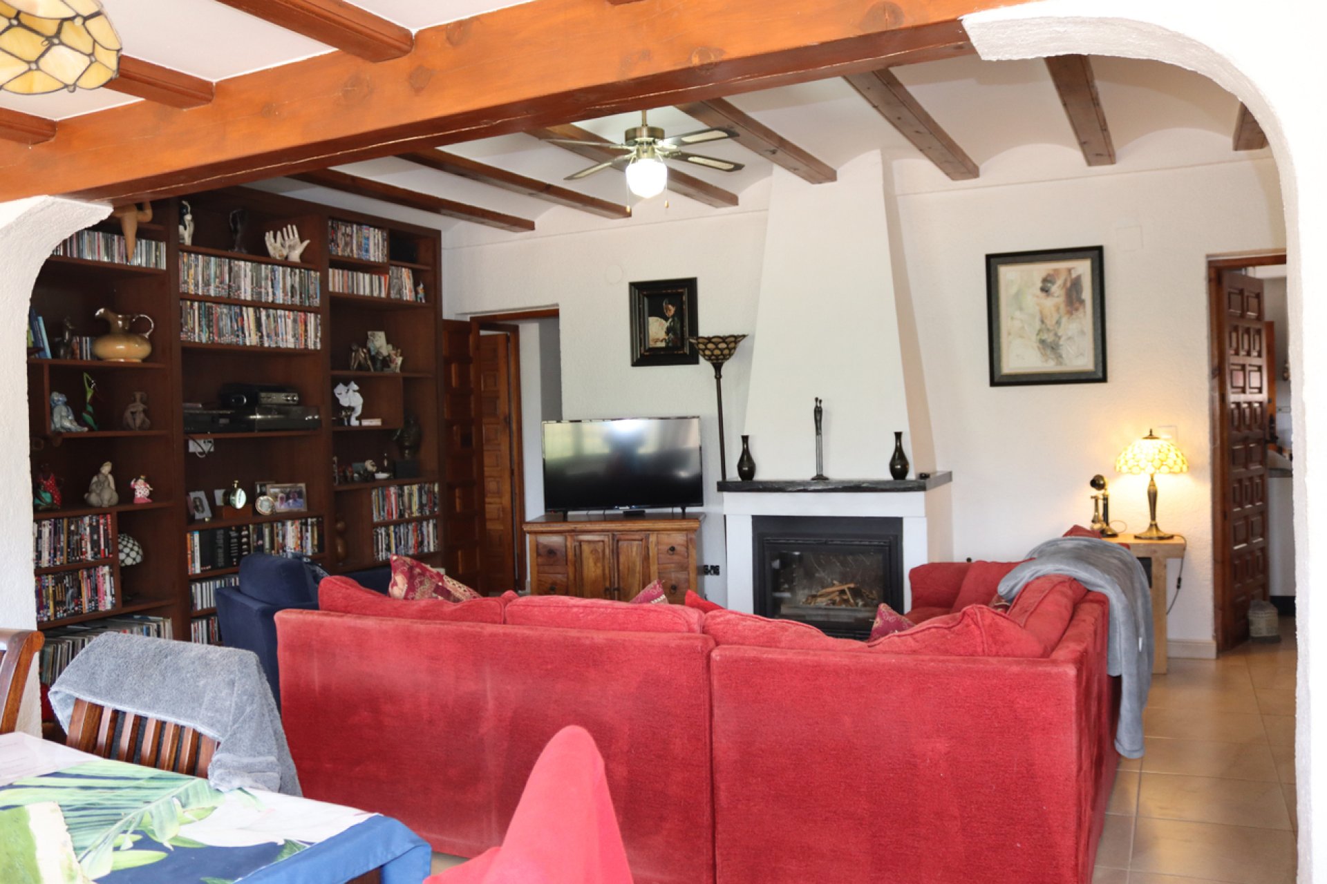 Wiederverkauf - Villa -
Orba - Inland