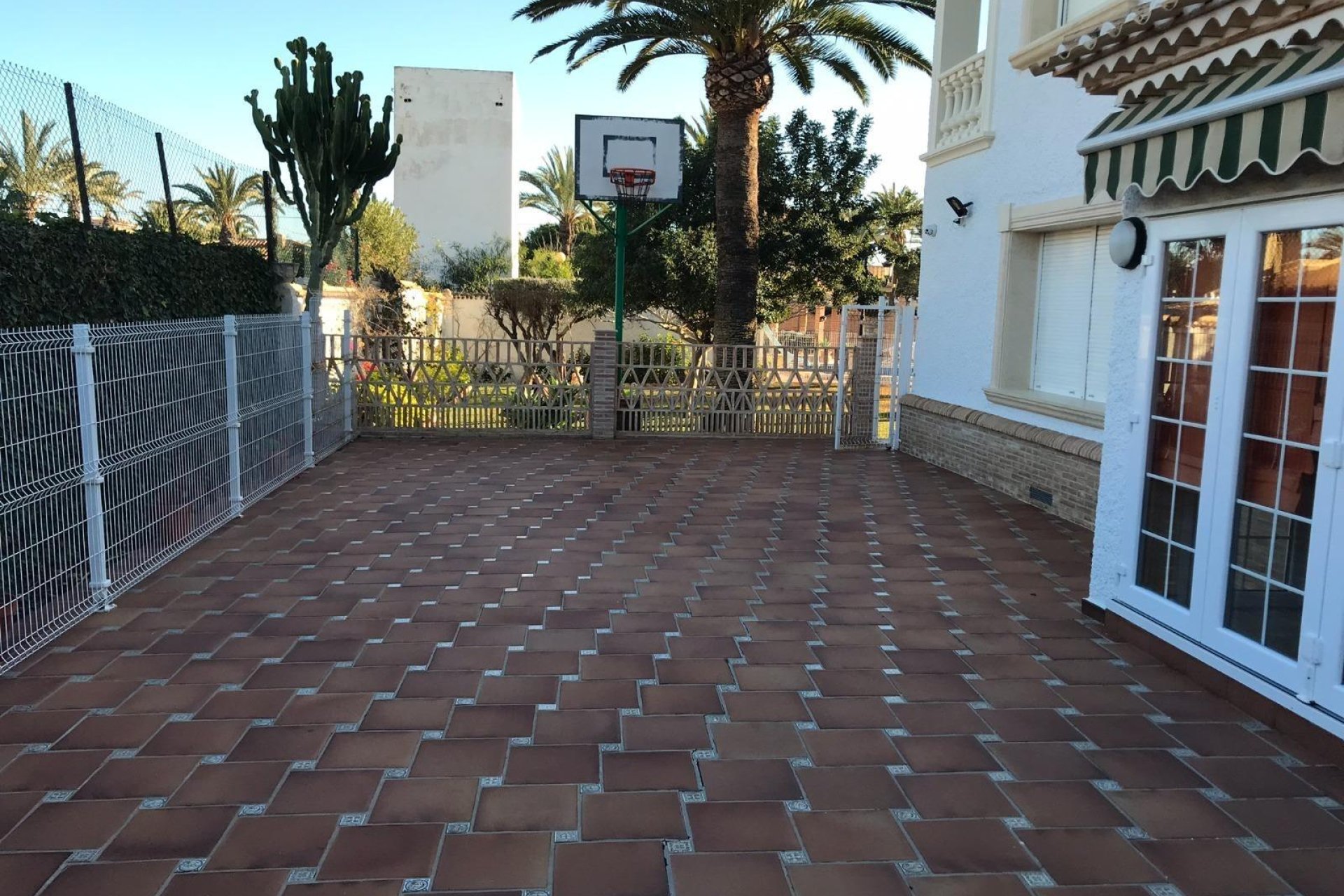 Wiederverkauf - Villa -
Orihuela Costa - Cabo Roig