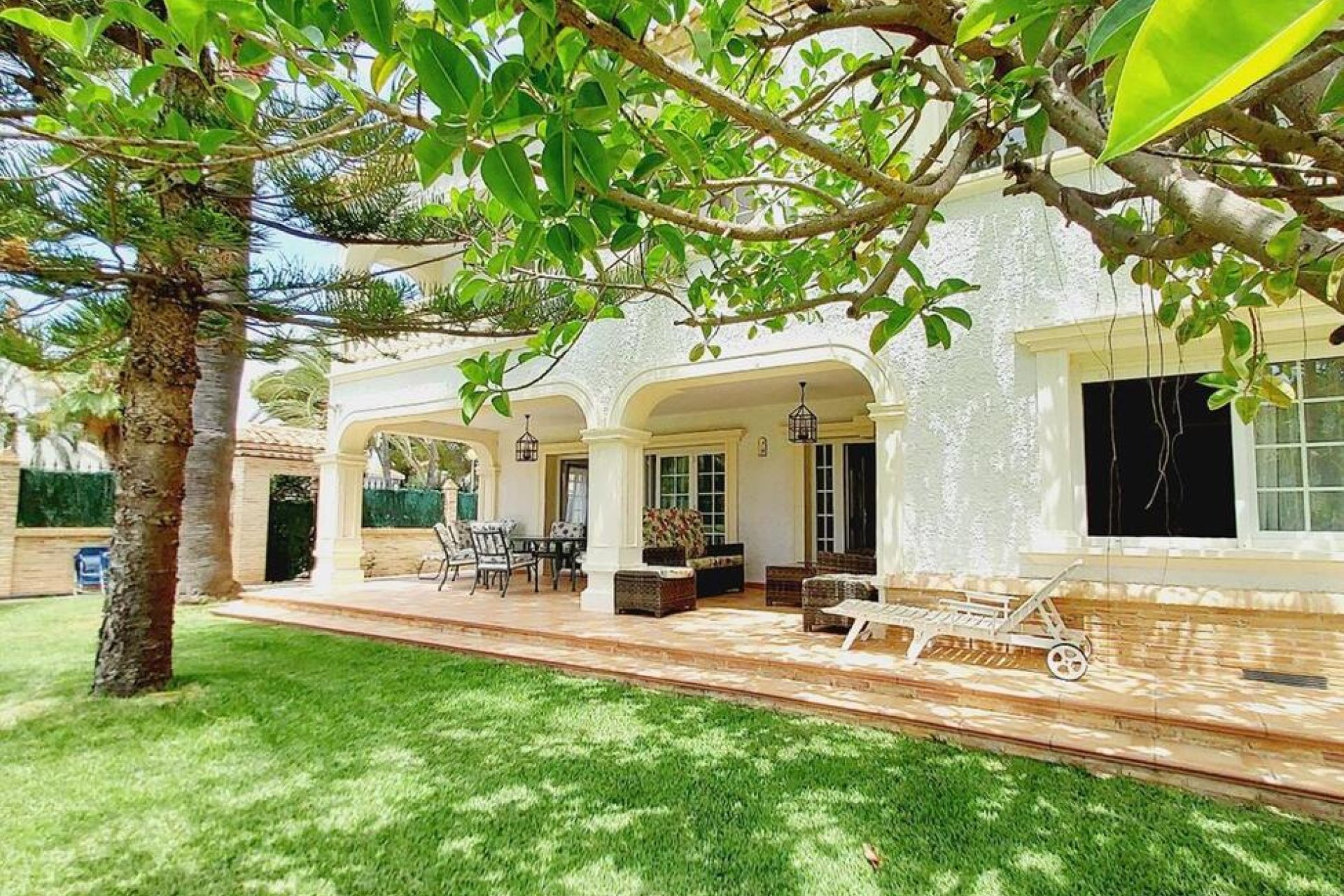Wiederverkauf - Villa -
Orihuela Costa - Cabo Roig