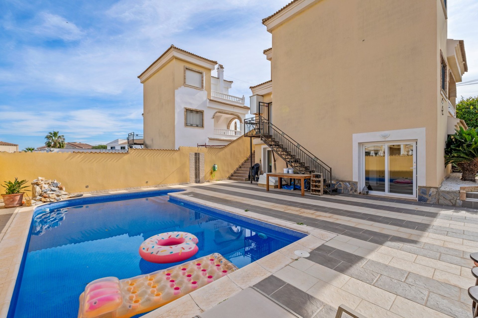 Wiederverkauf - Villa -
Orihuela Costa - Costa Blanca