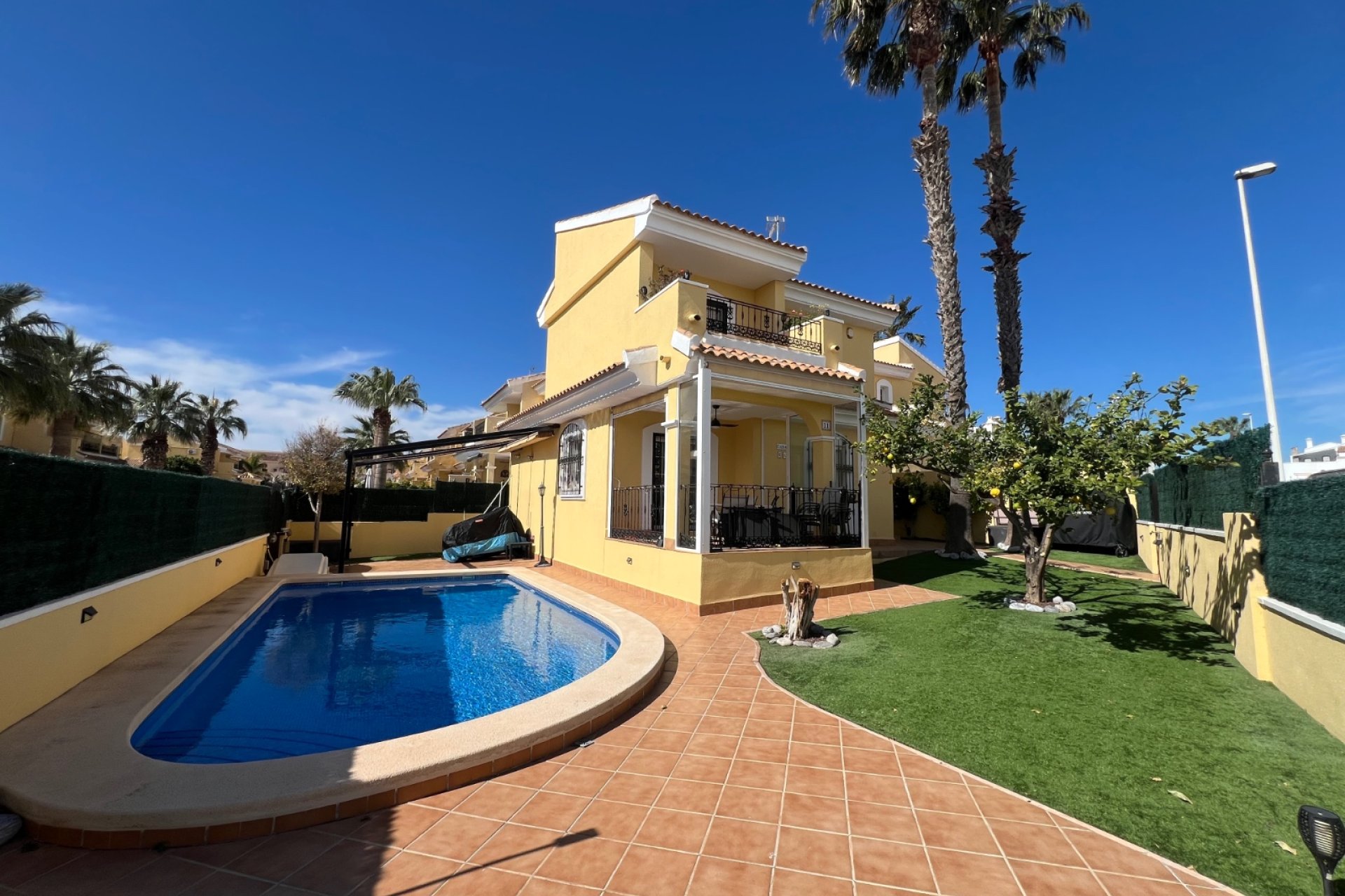 Wiederverkauf - Villa -
Orihuela Costa - Costa Blanca