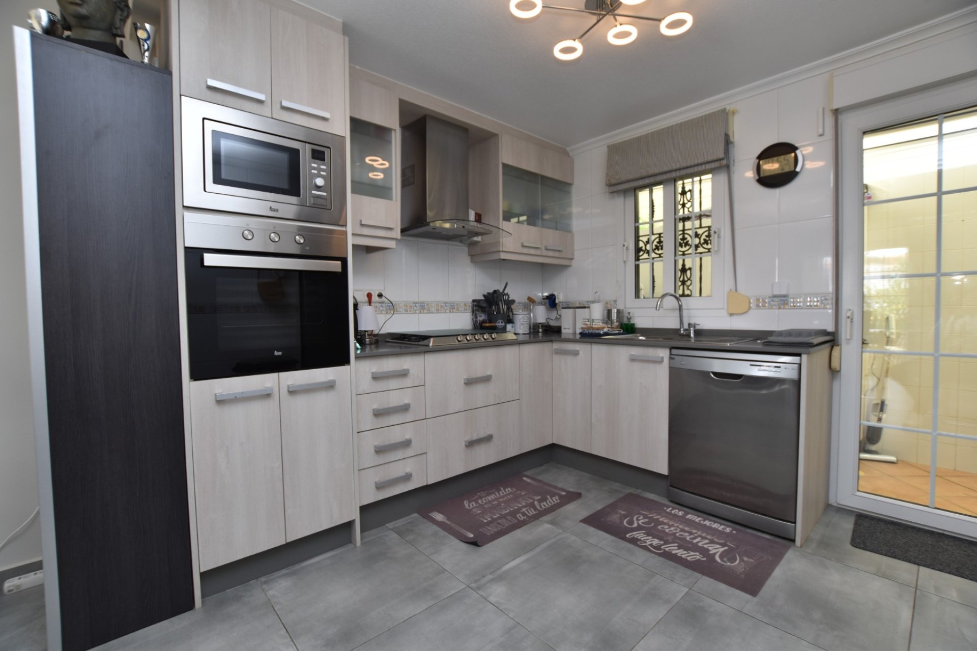 Wiederverkauf - Villa -
Orihuela Costa - Costa Blanca