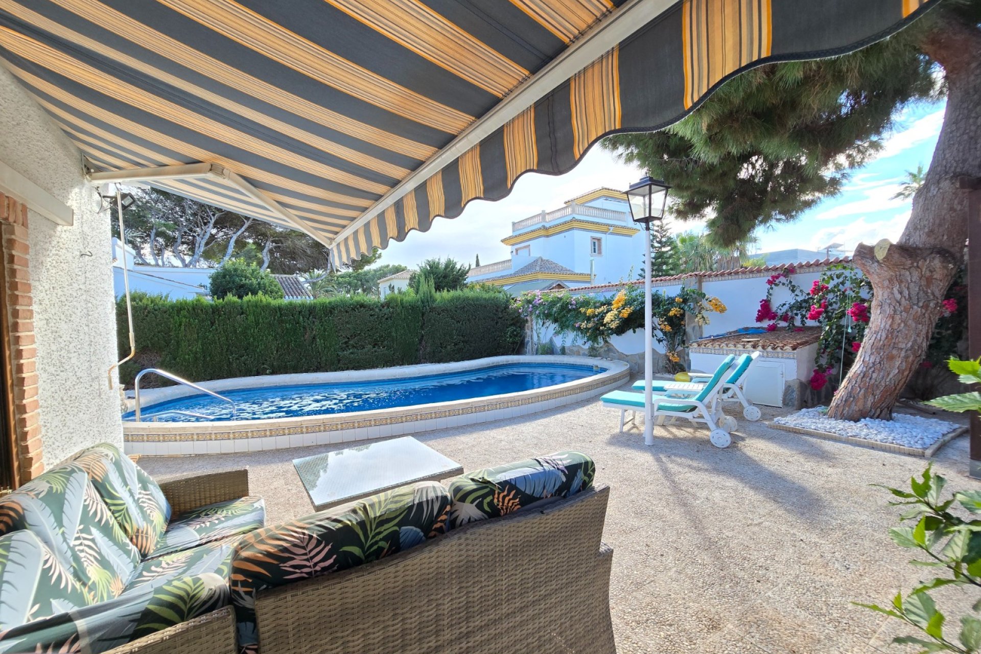 Wiederverkauf - Villa -
Orihuela Costa - Costa Blanca