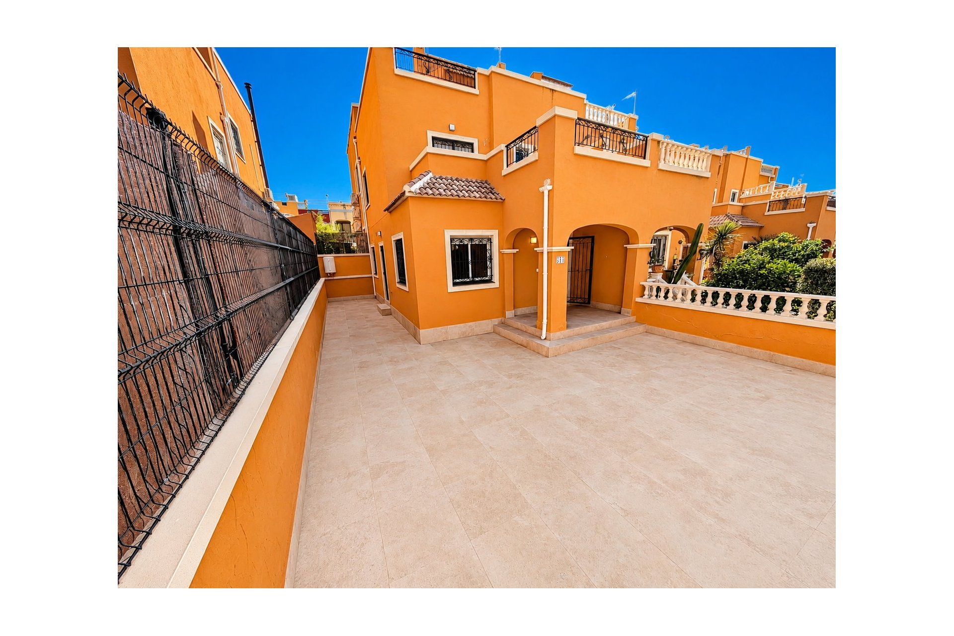 Wiederverkauf - Villa -
Orihuela Costa - Costa Blanca