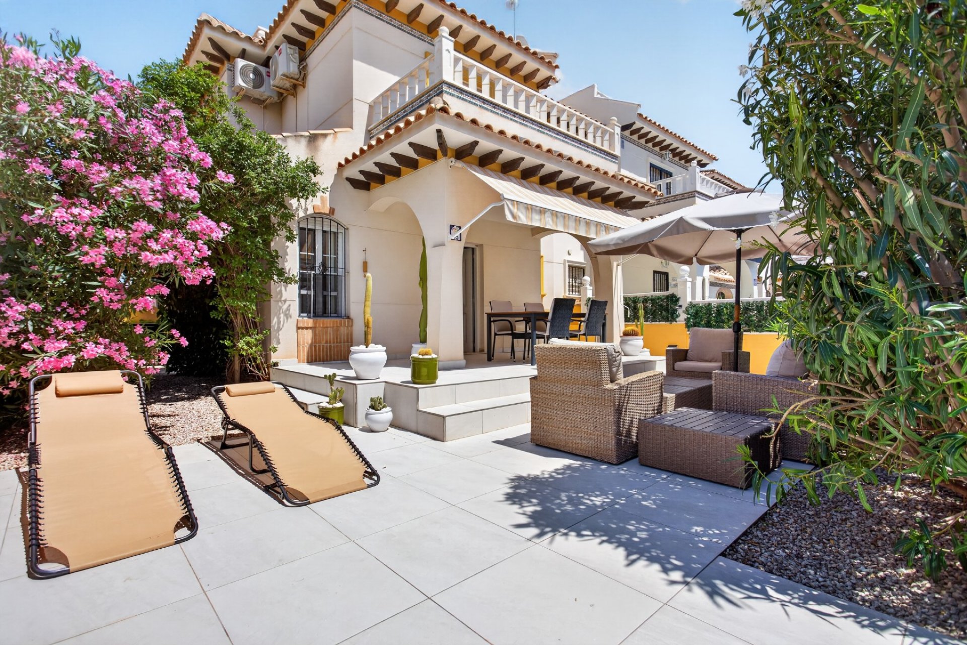 Wiederverkauf - Villa -
Orihuela Costa - Costa Blanca