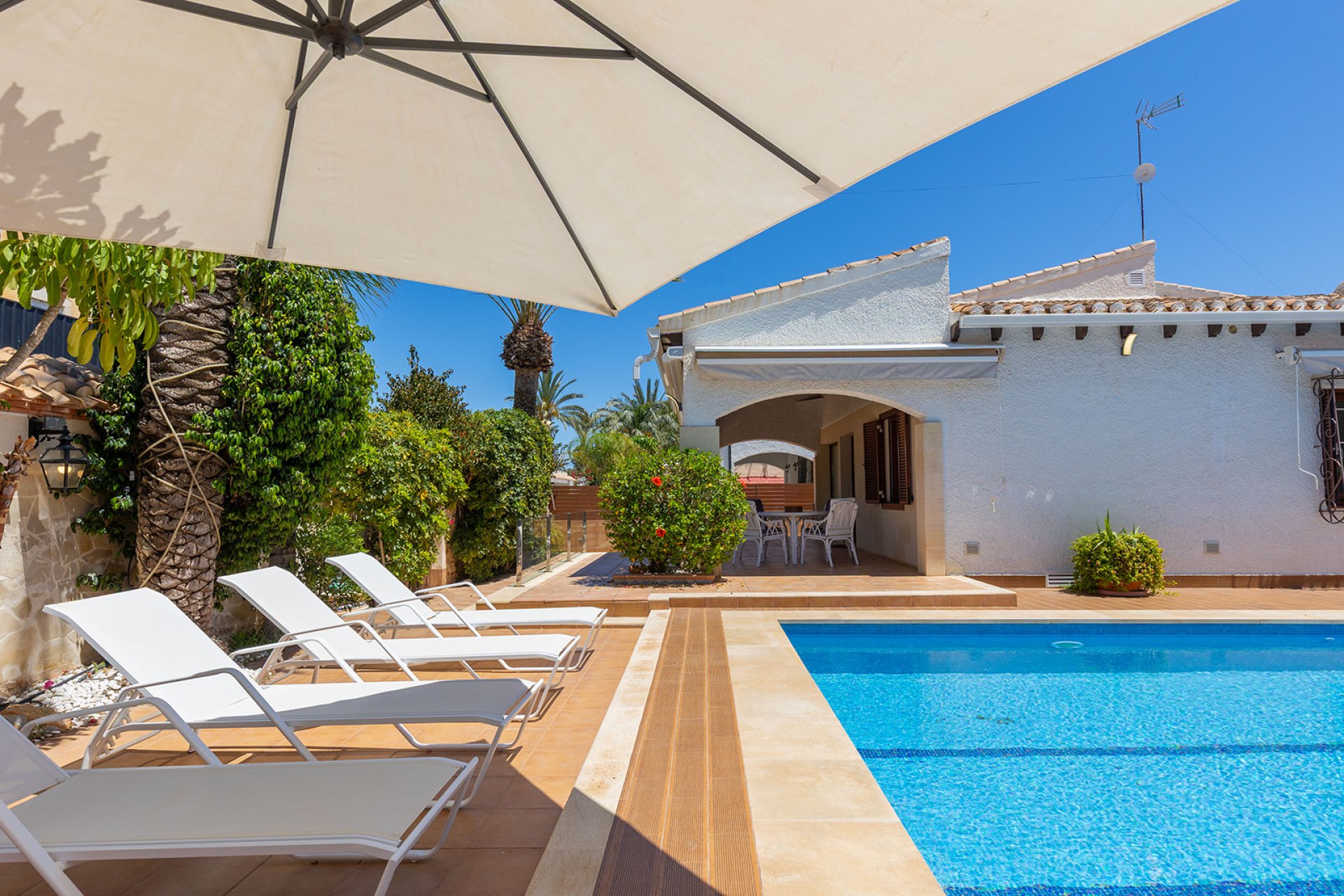 Wiederverkauf - Villa -
Orihuela Costa - Costa Blanca